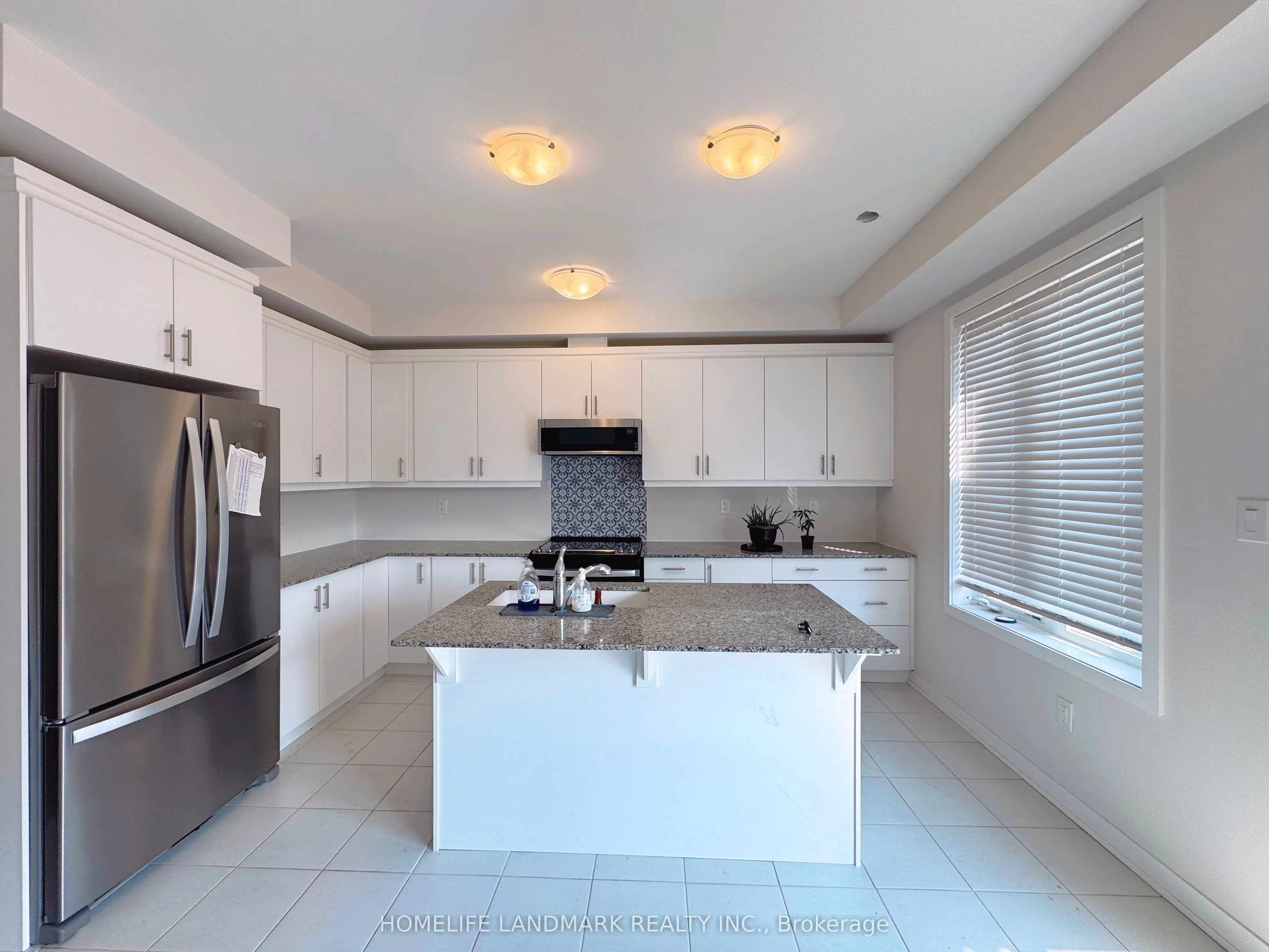 52 Selfridge Way