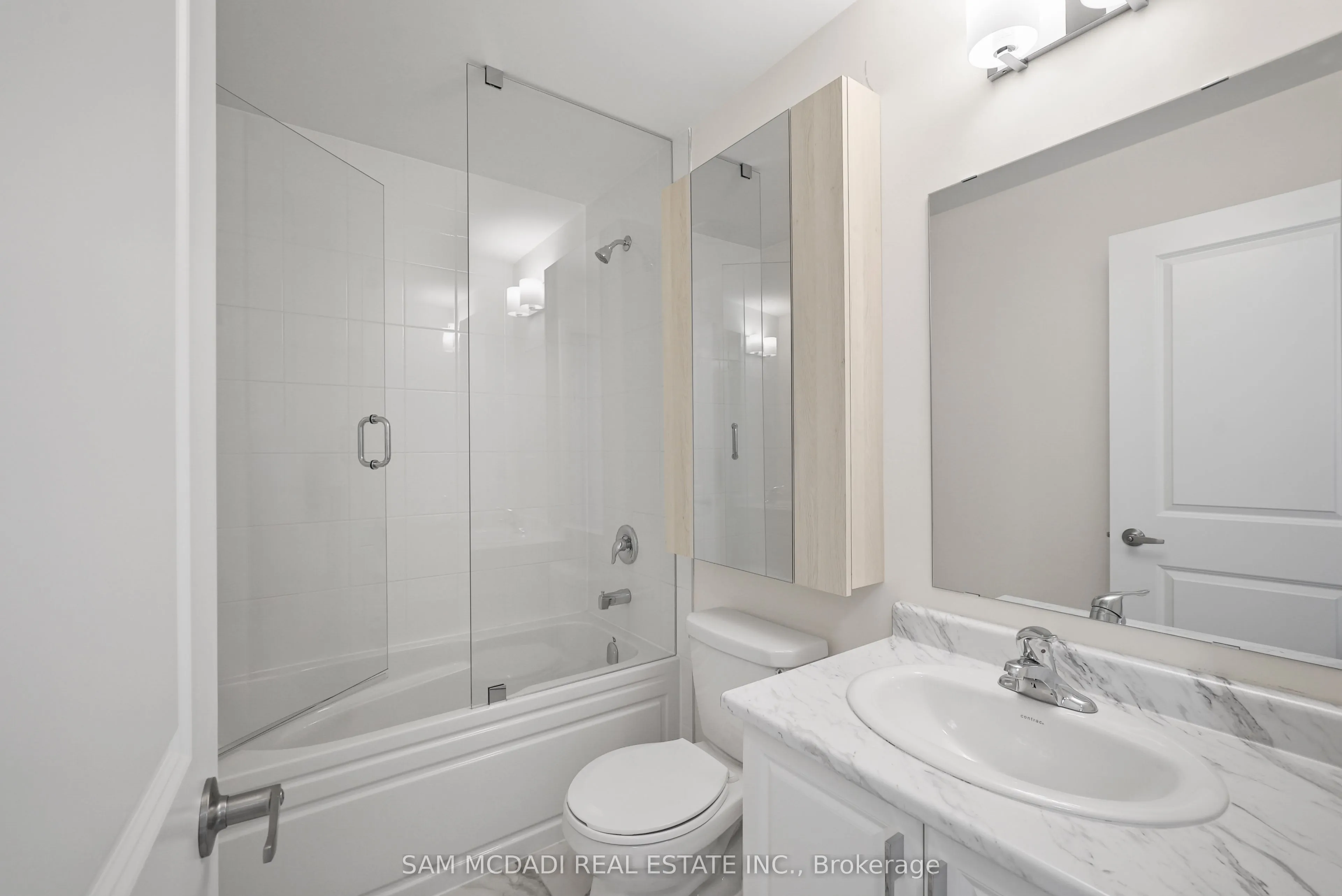 1695 Dersan Street, #601