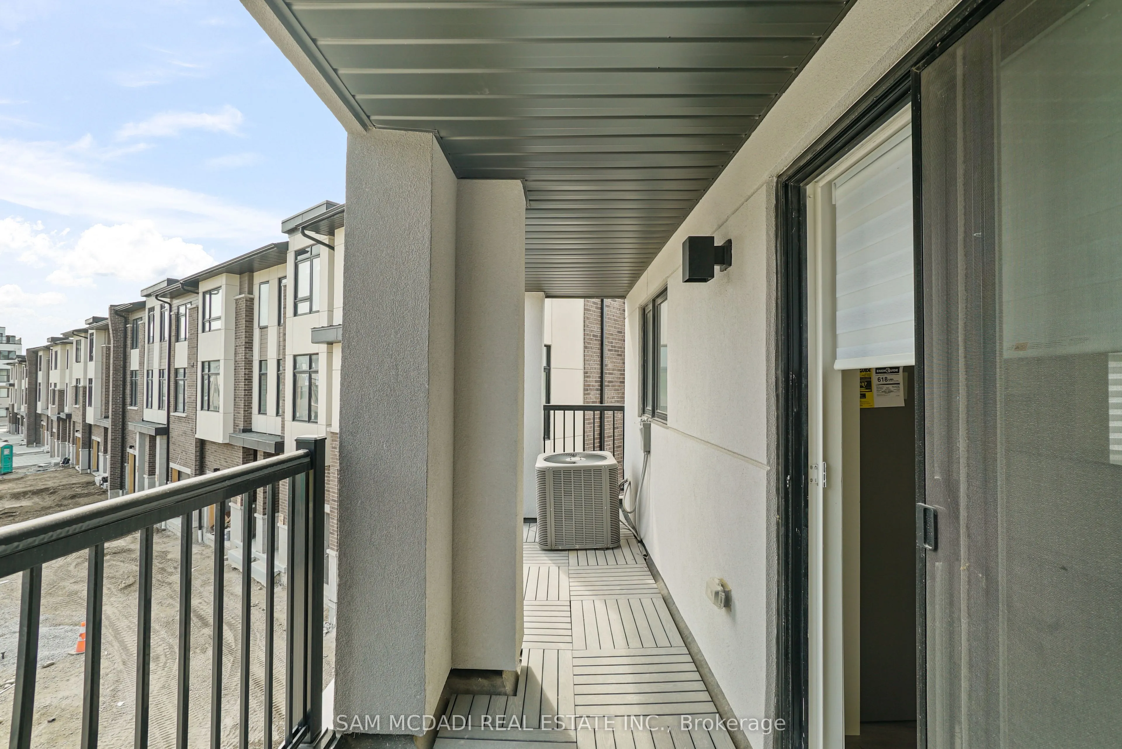 1695 Dersan Street, #601