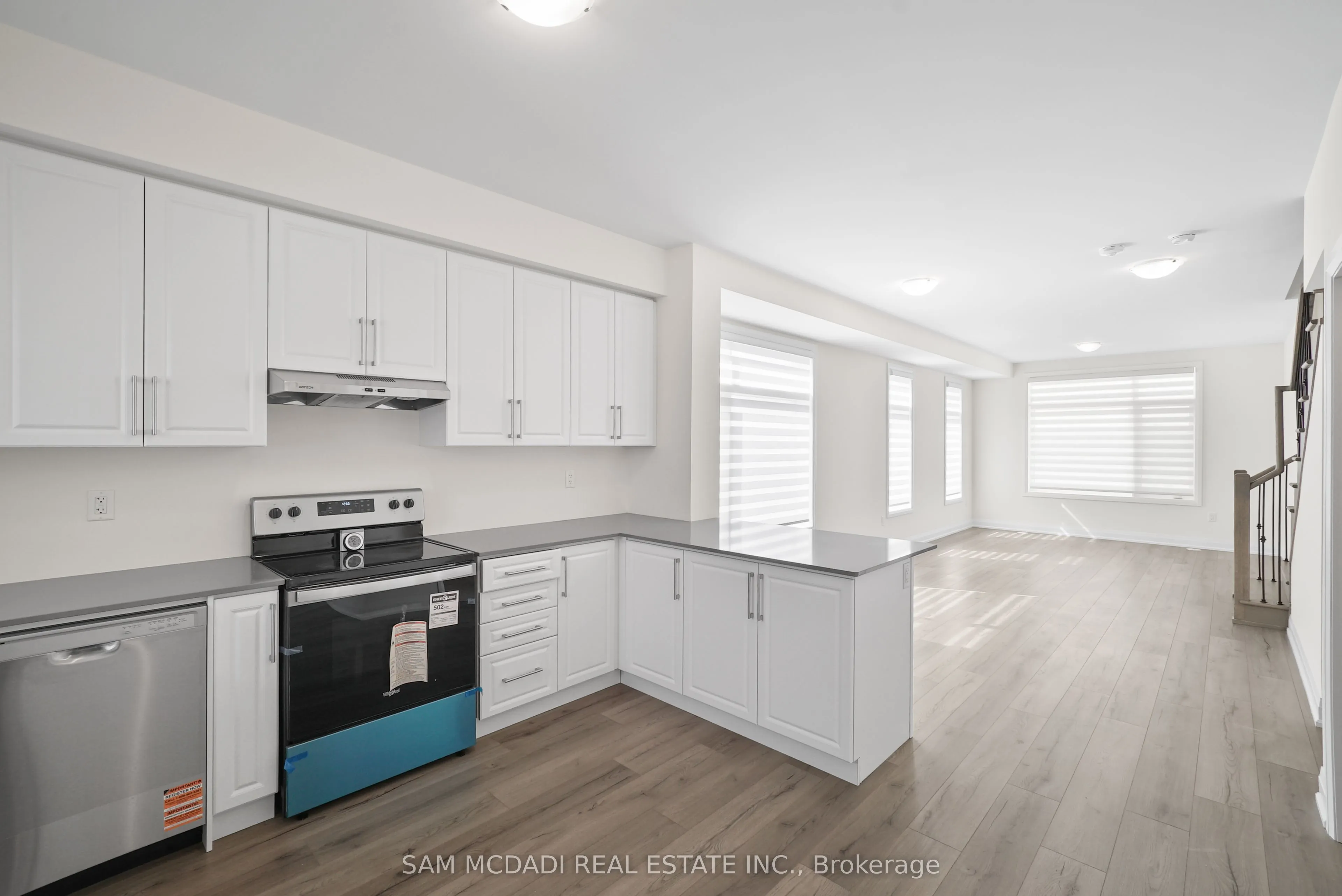 1695 Dersan Street, #601