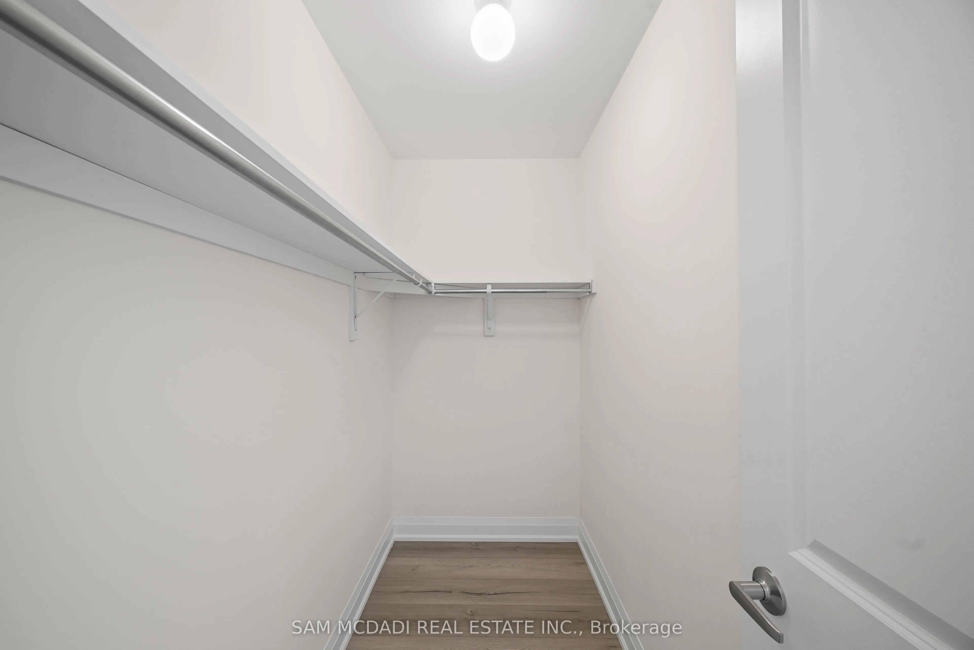1695 Dersan Street, #601