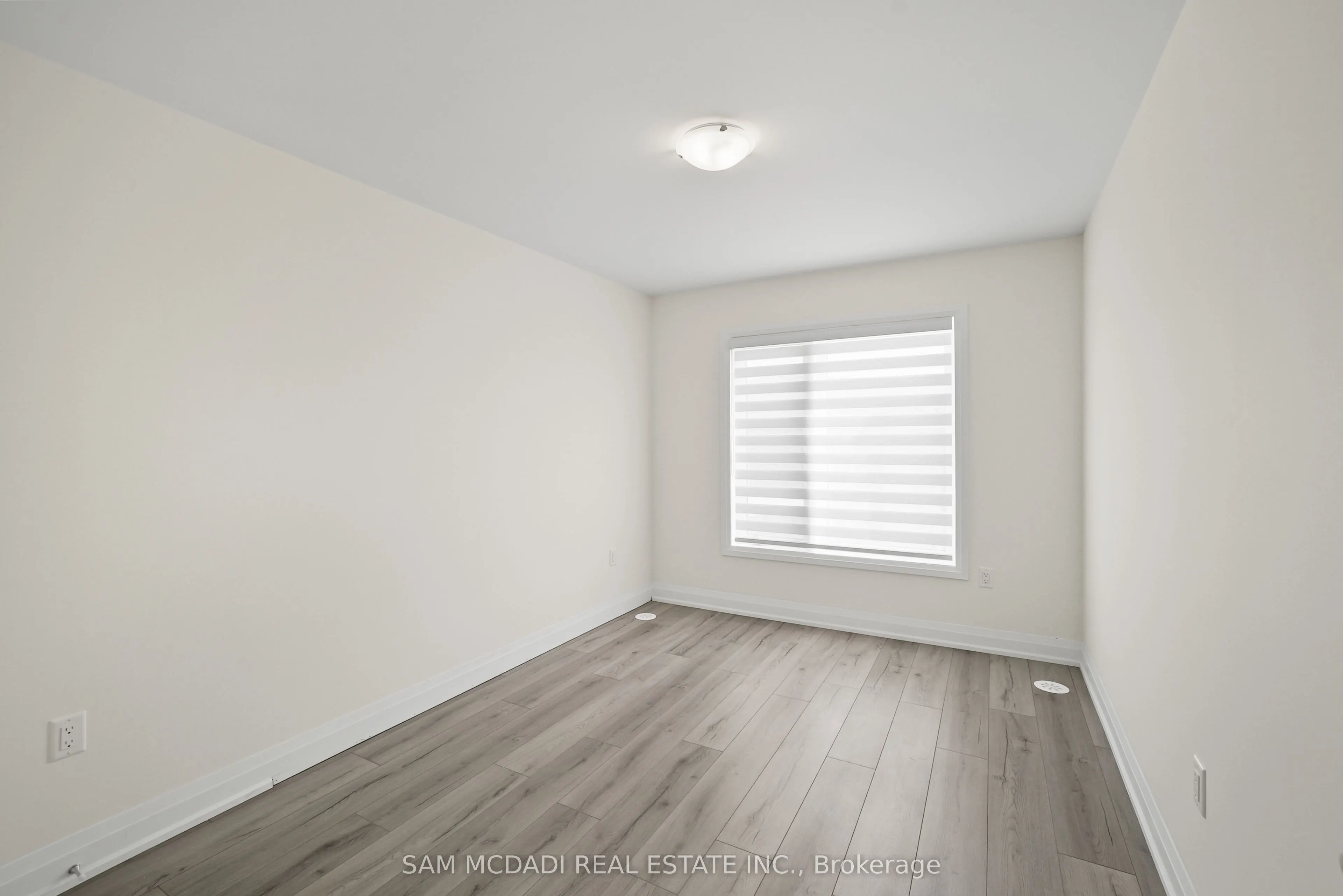 1695 Dersan Street, #601