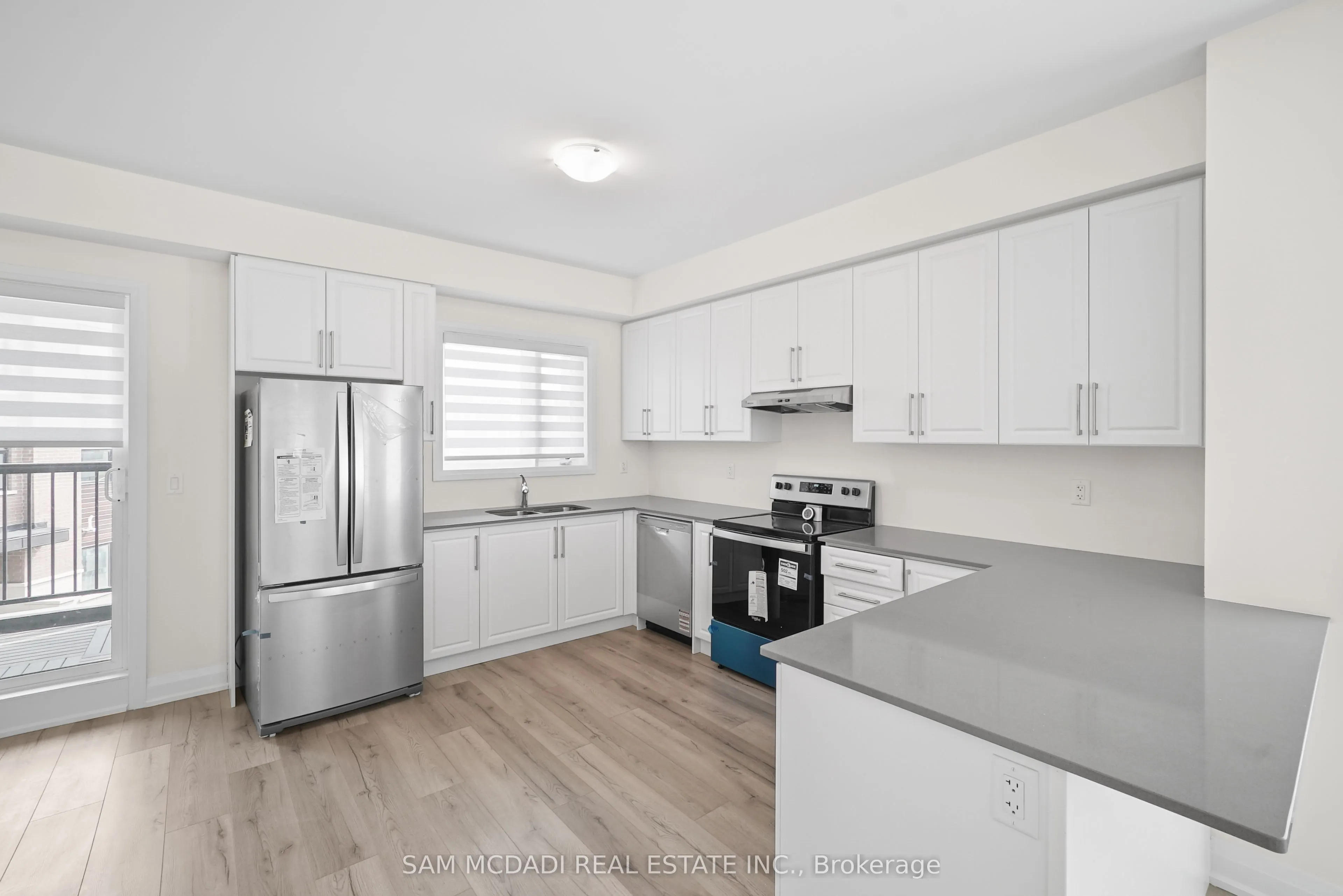 1695 Dersan Street, #601