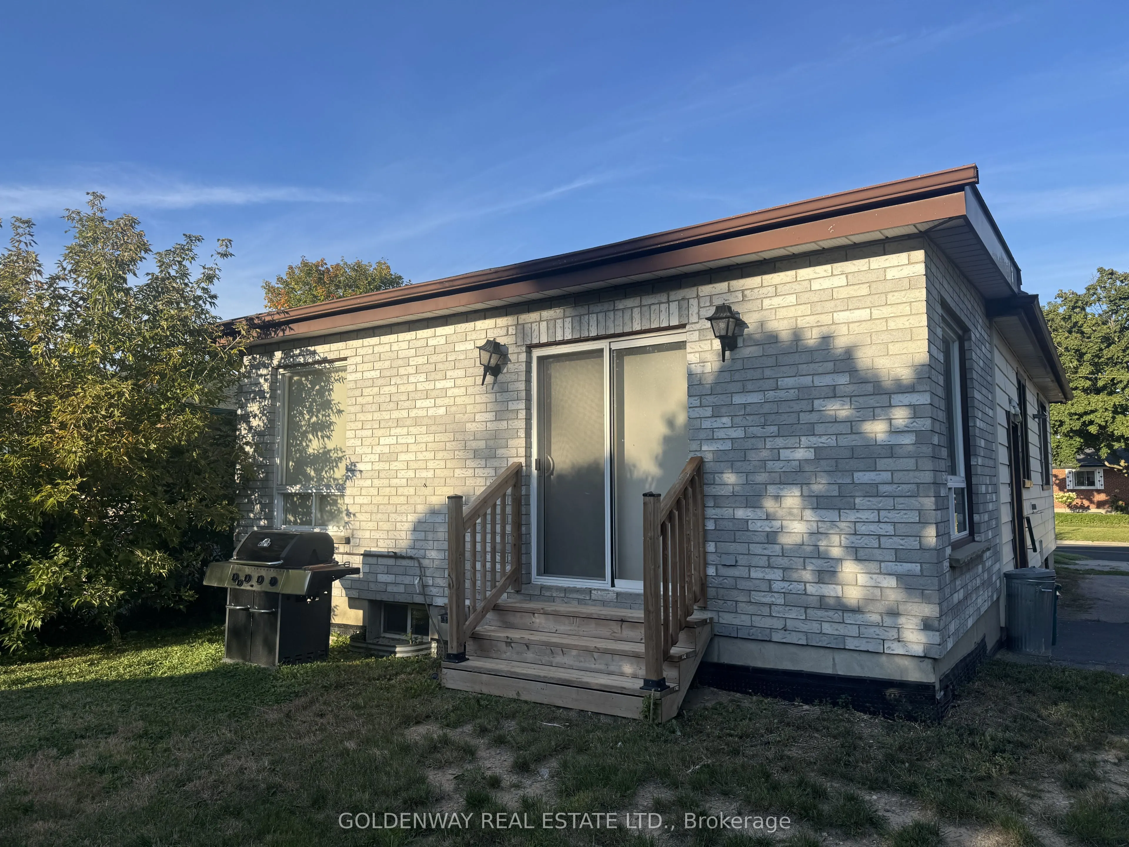 1286 Cedar Street