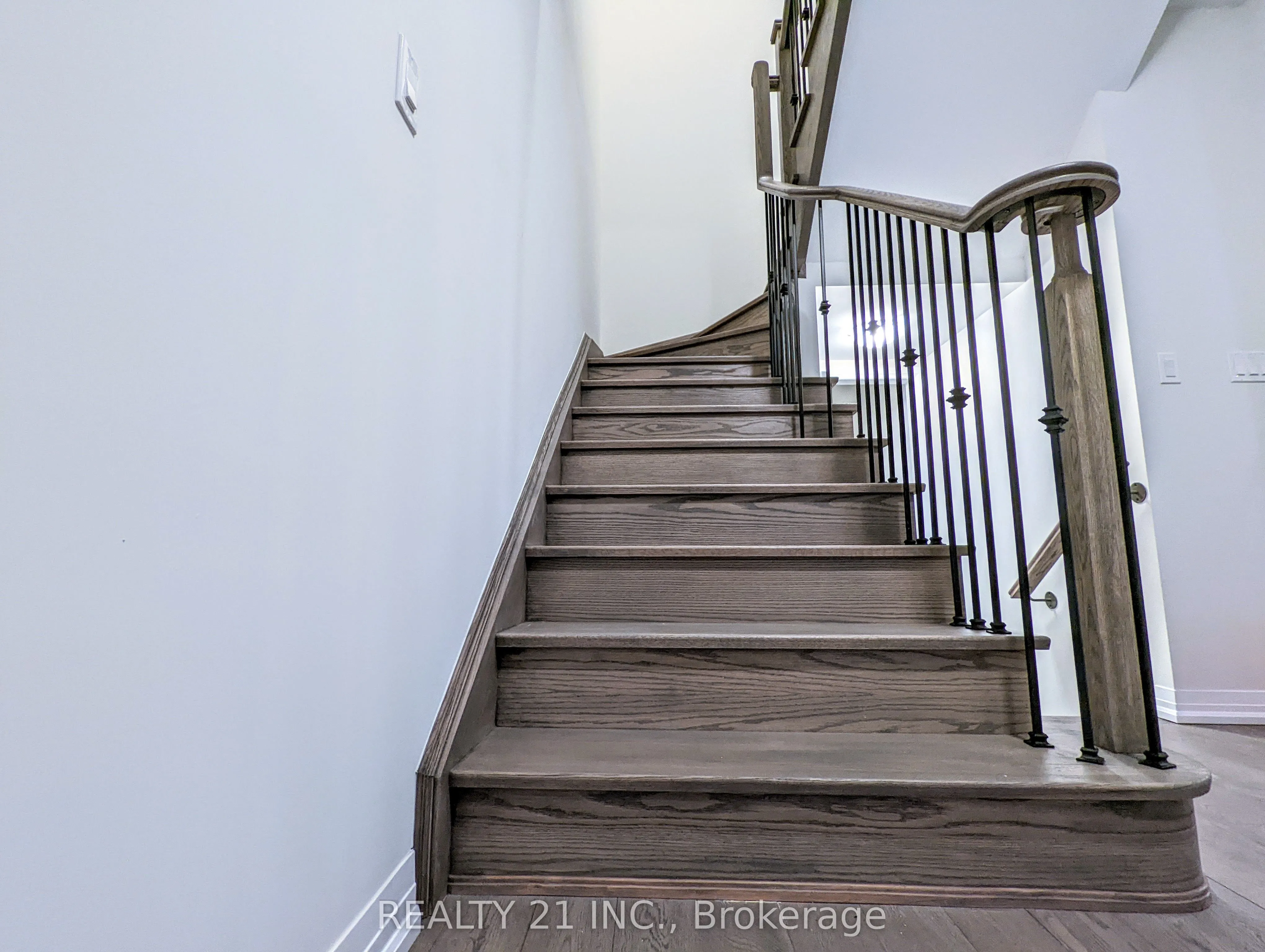 5 Arksey Street