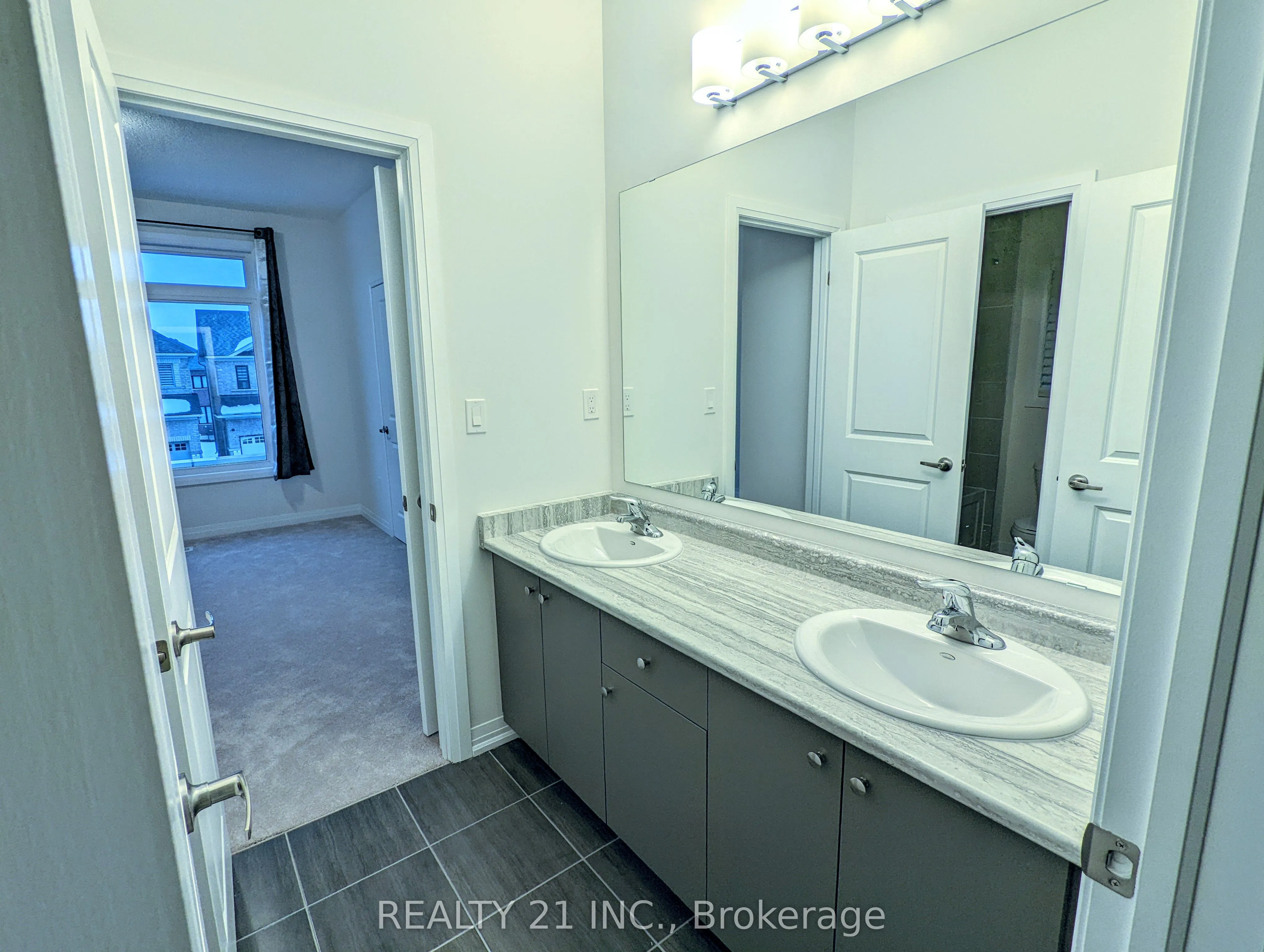 5 Arksey Street