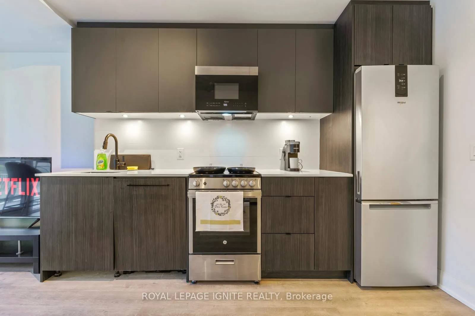 2369 Danforth Avenue, #213
