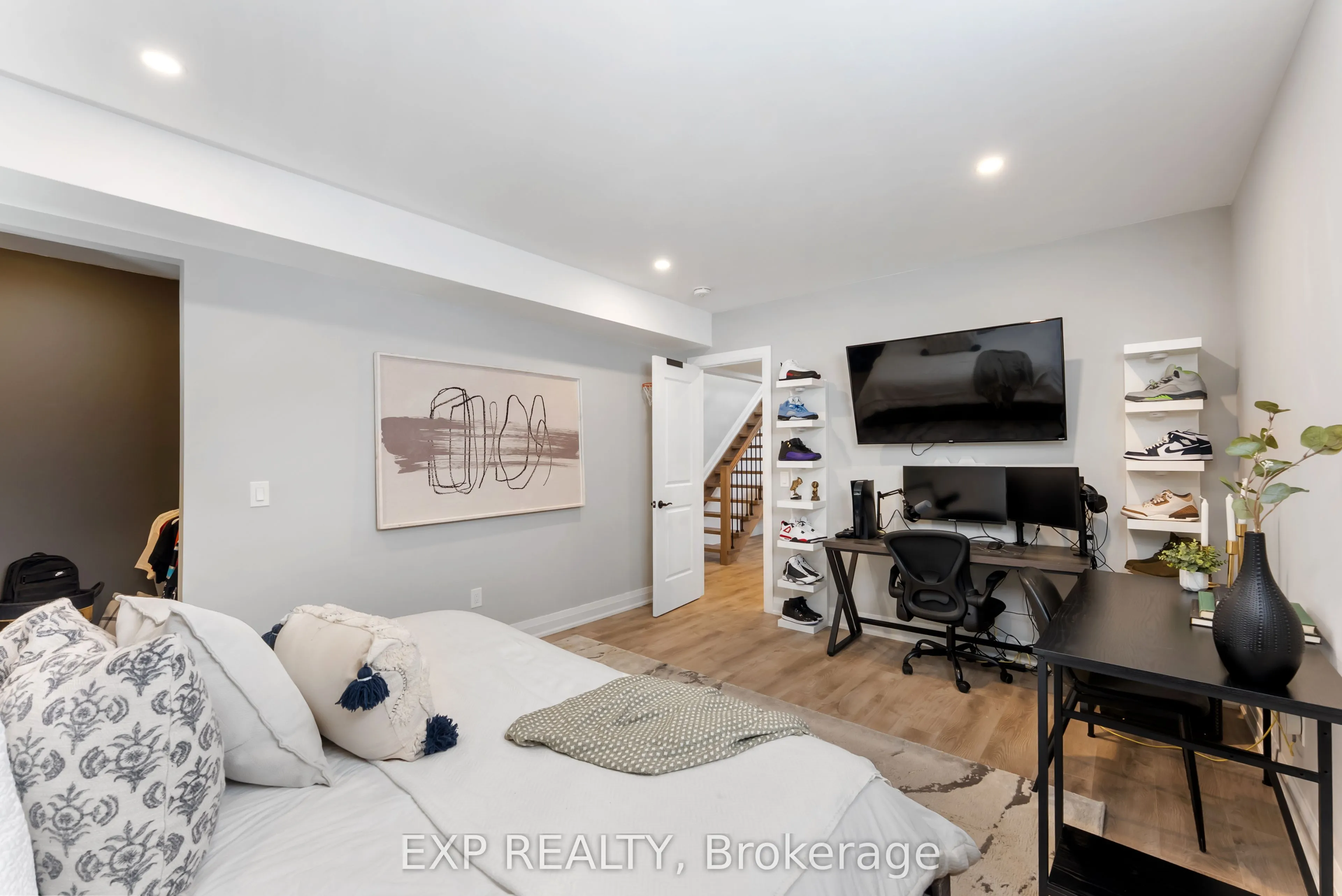63 Charles Tilley Crescent