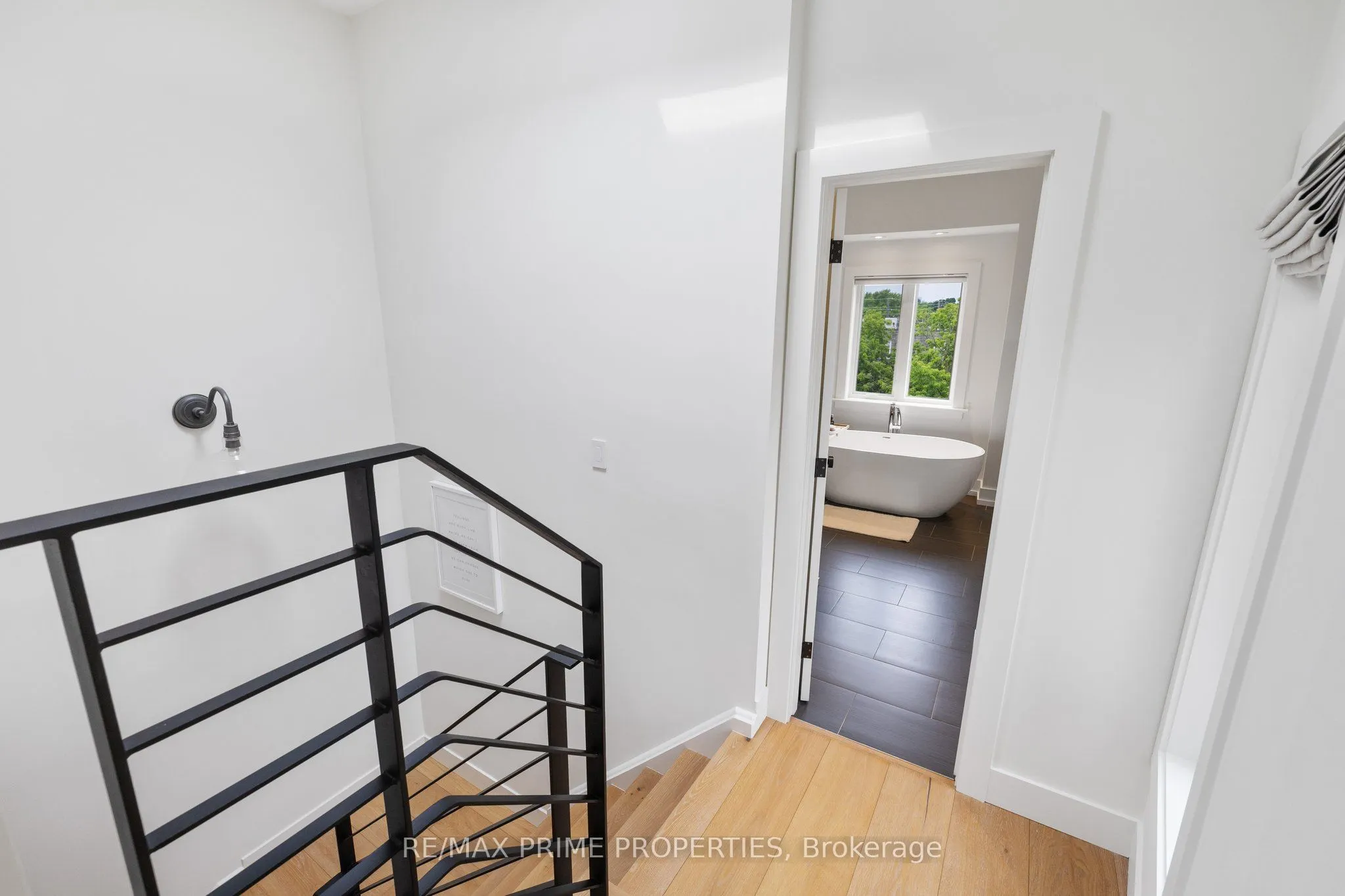291 Kingswood Road