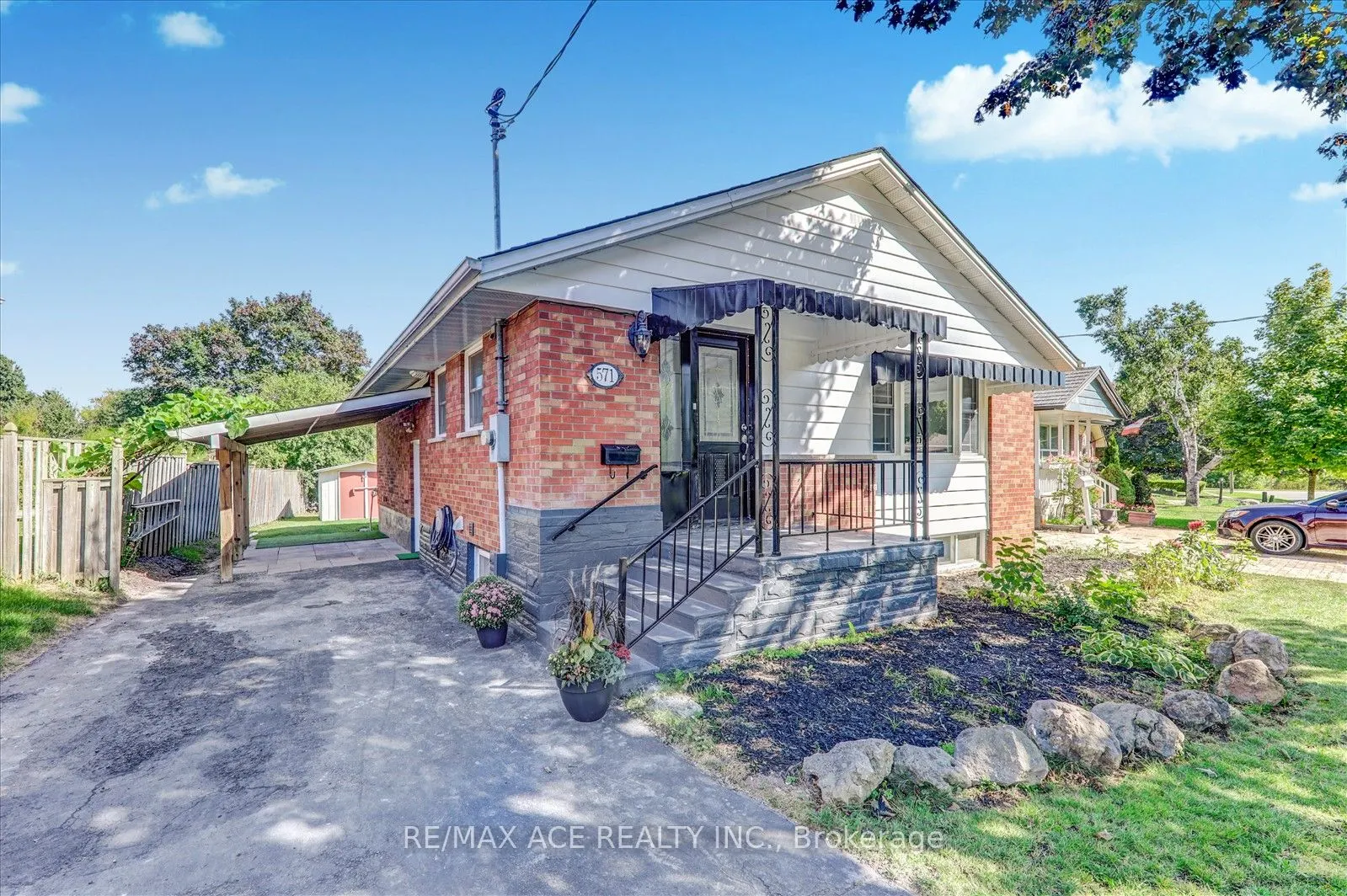 571 Farewell Street
