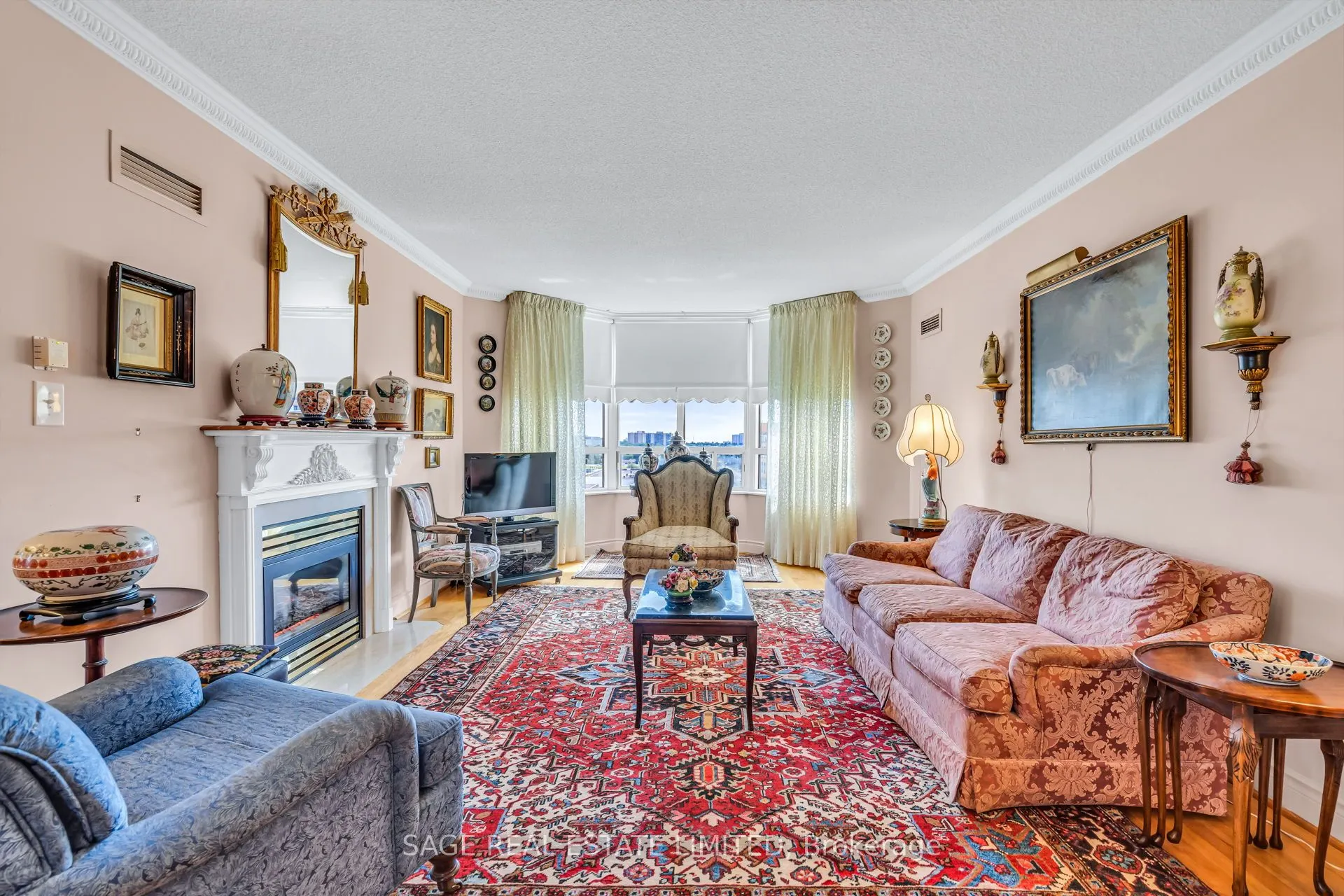 138 Bonis Avenue, #1026