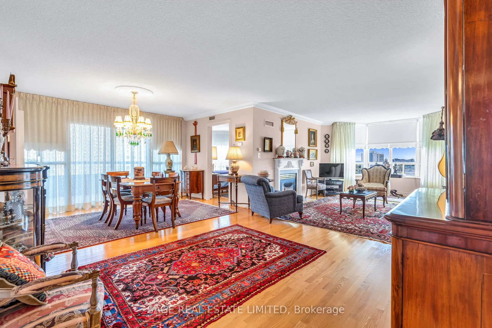 138 Bonis Avenue, #1026