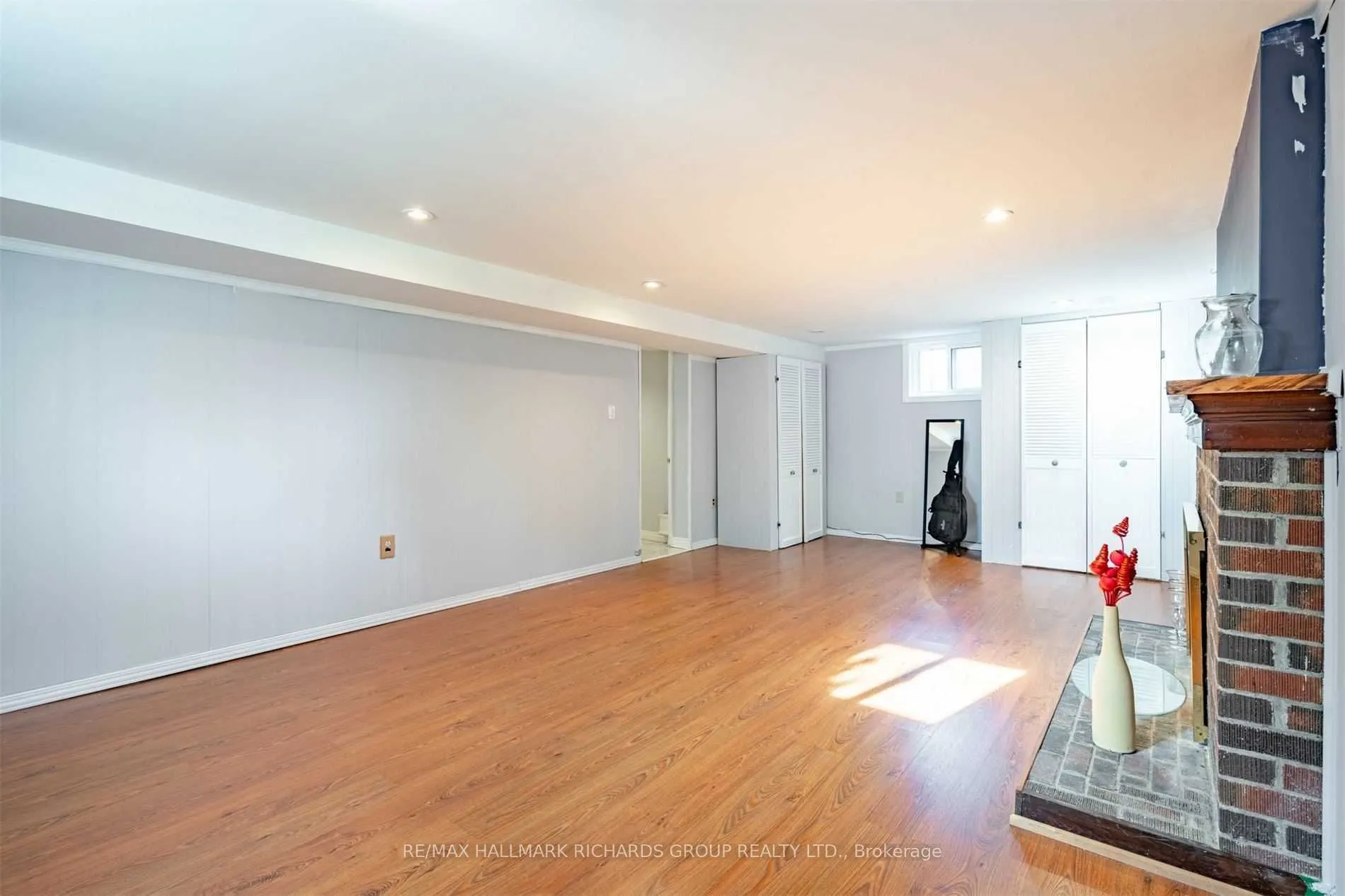 32 Briar Dale Boulevard
