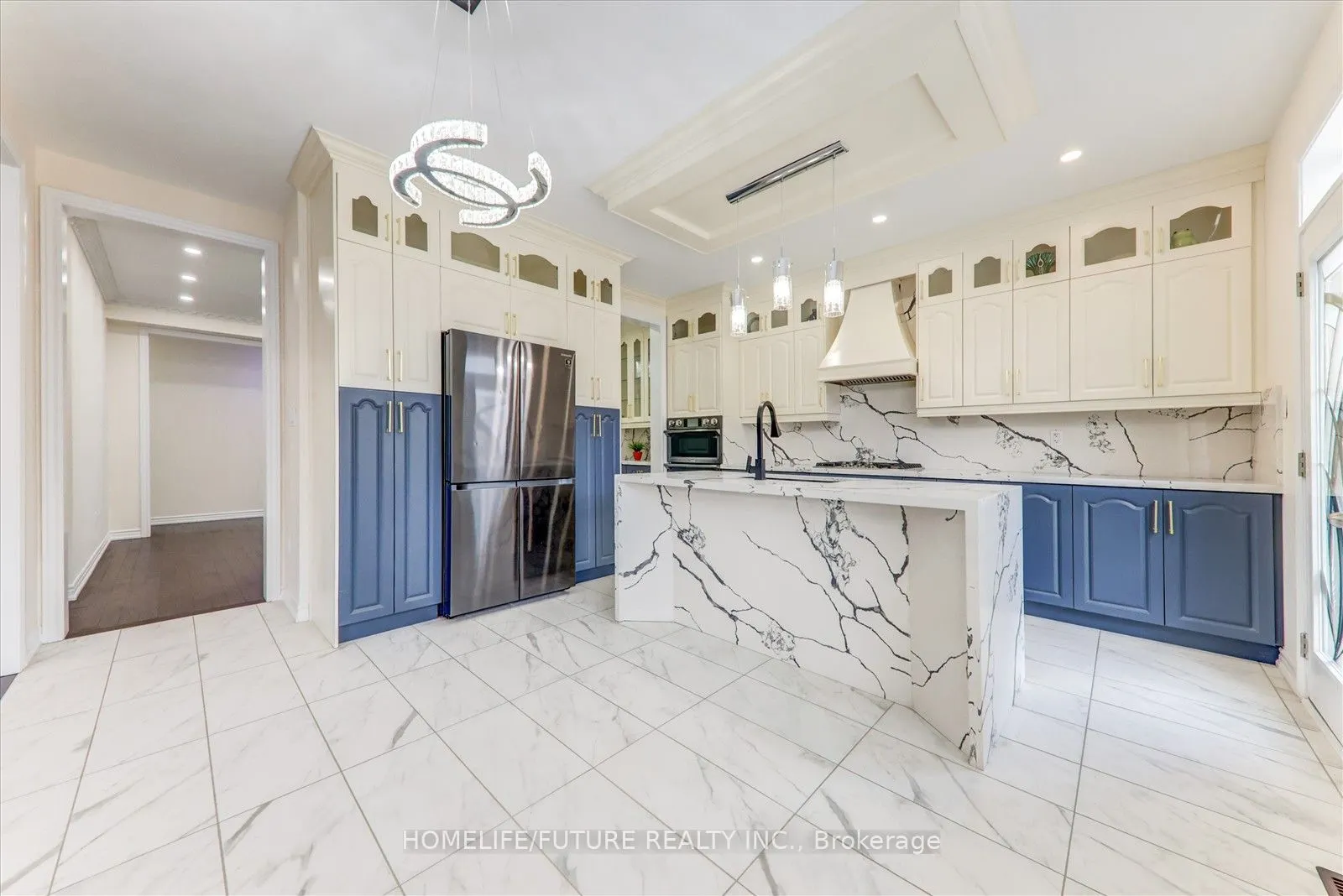64 Swordfish Drive