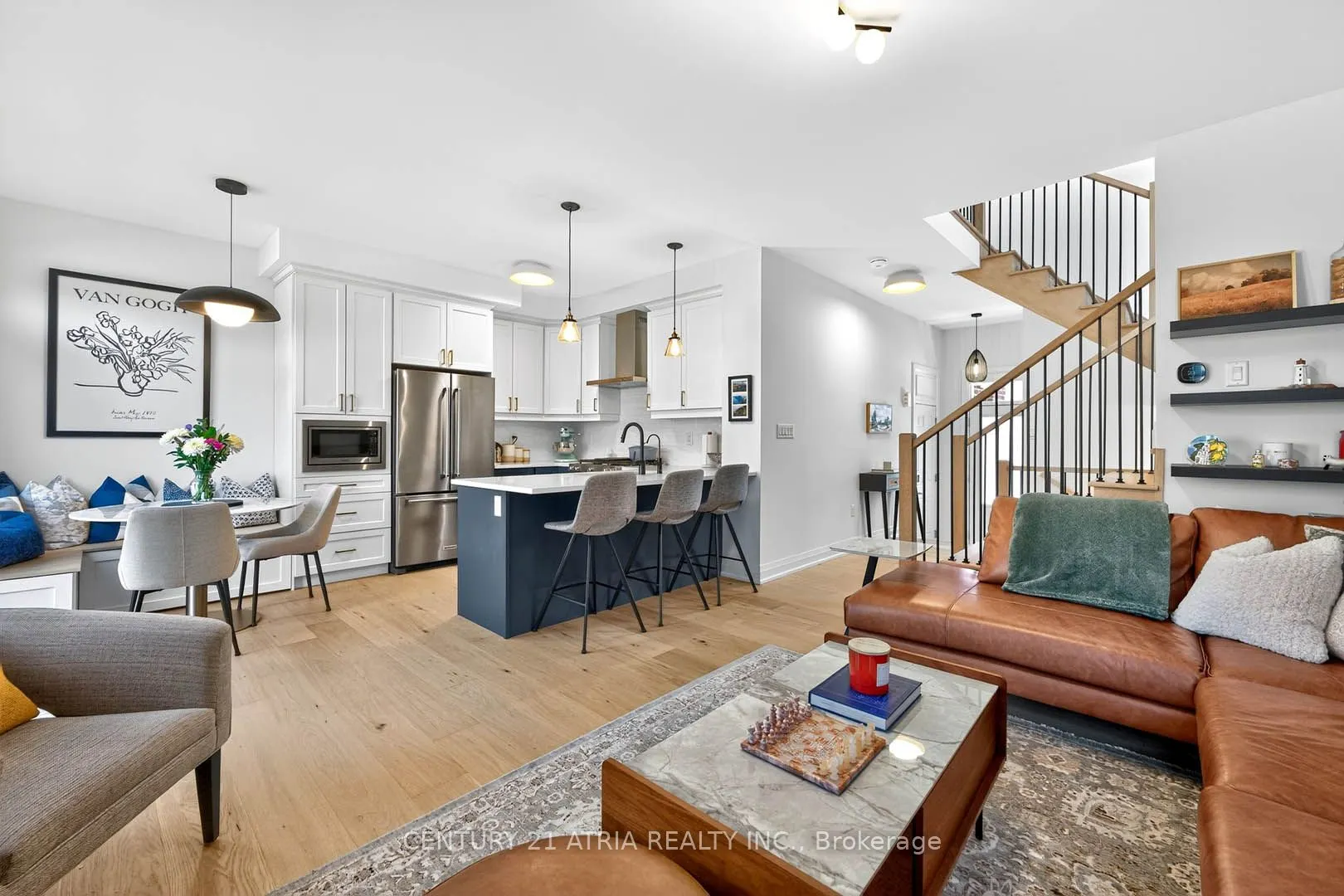 2888 Foxden Square