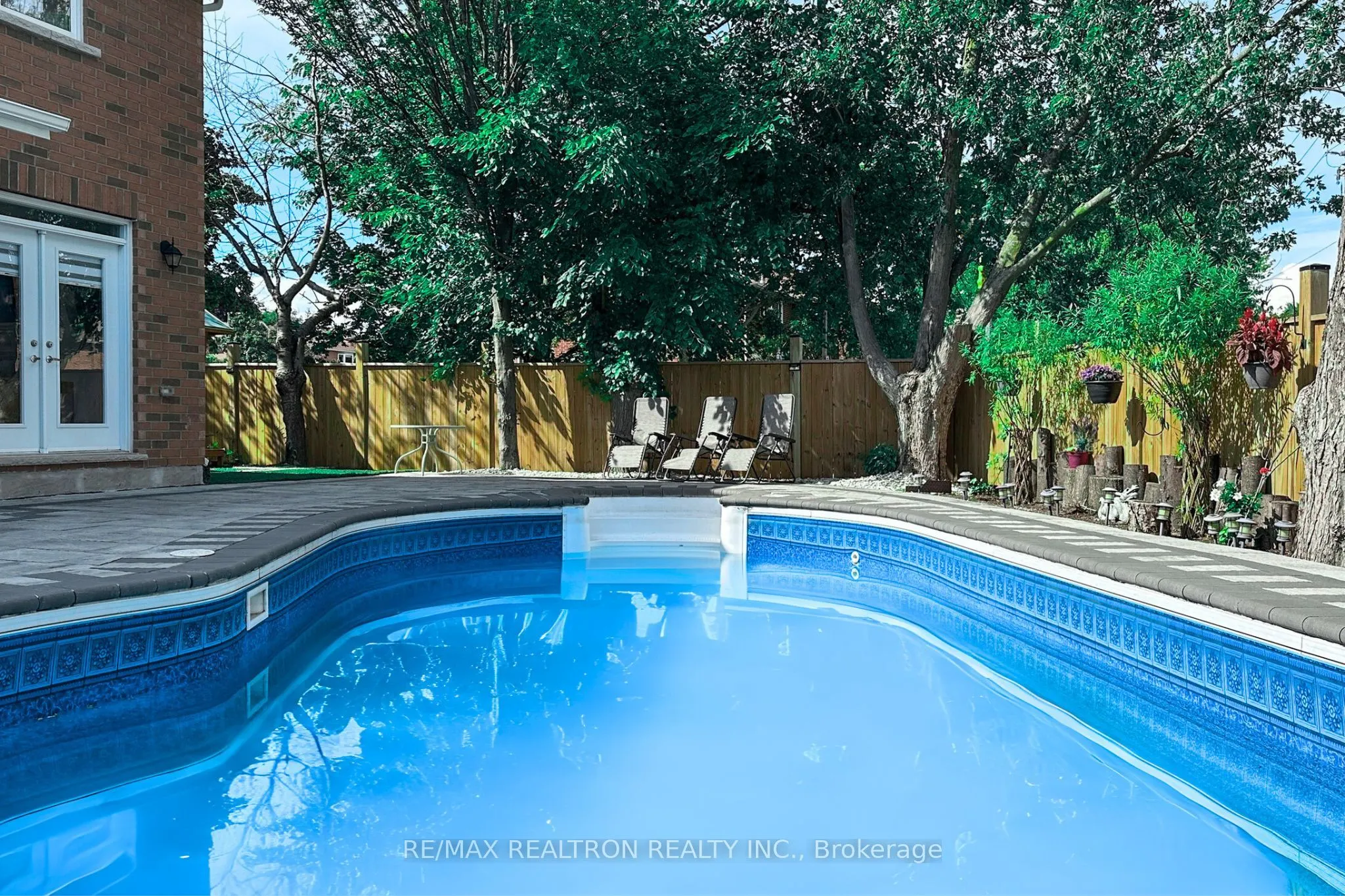 1223 Fawndale Road