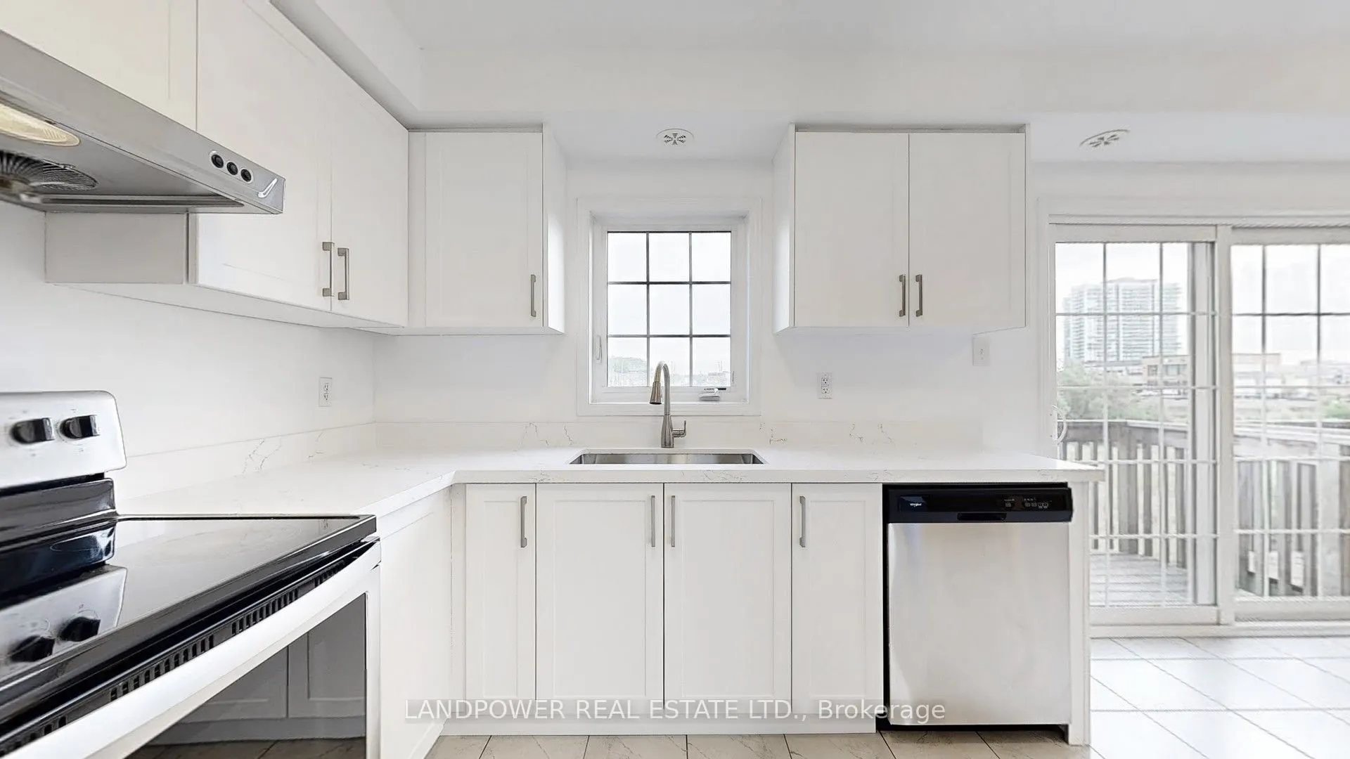 2655 Deputy Minister Path, #28