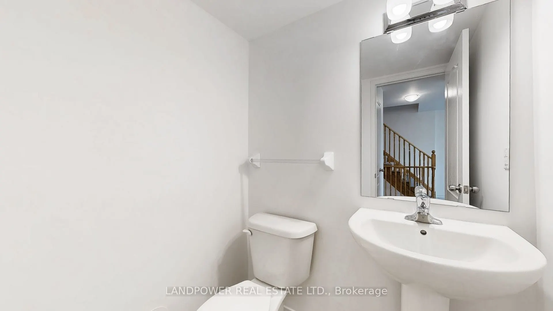 2655 Deputy Minister Path, #28