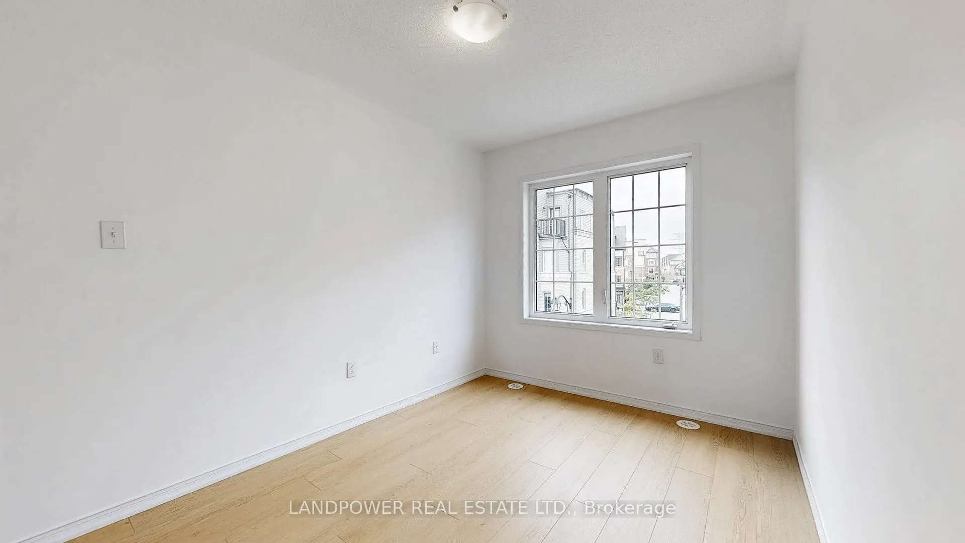 2655 Deputy Minister Path, #28