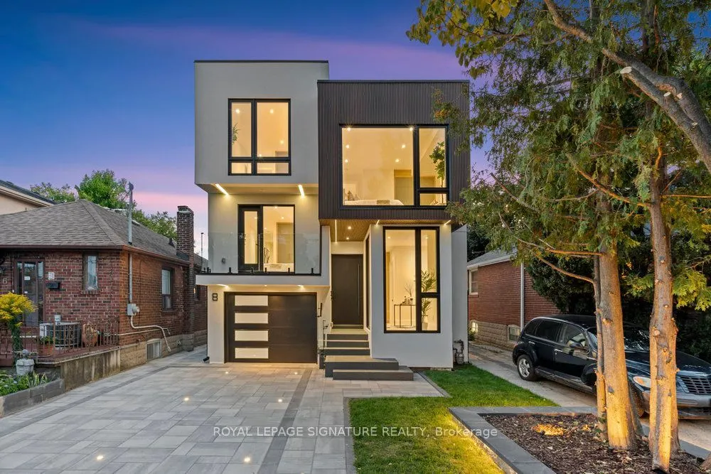 8 St Hubert Avenue