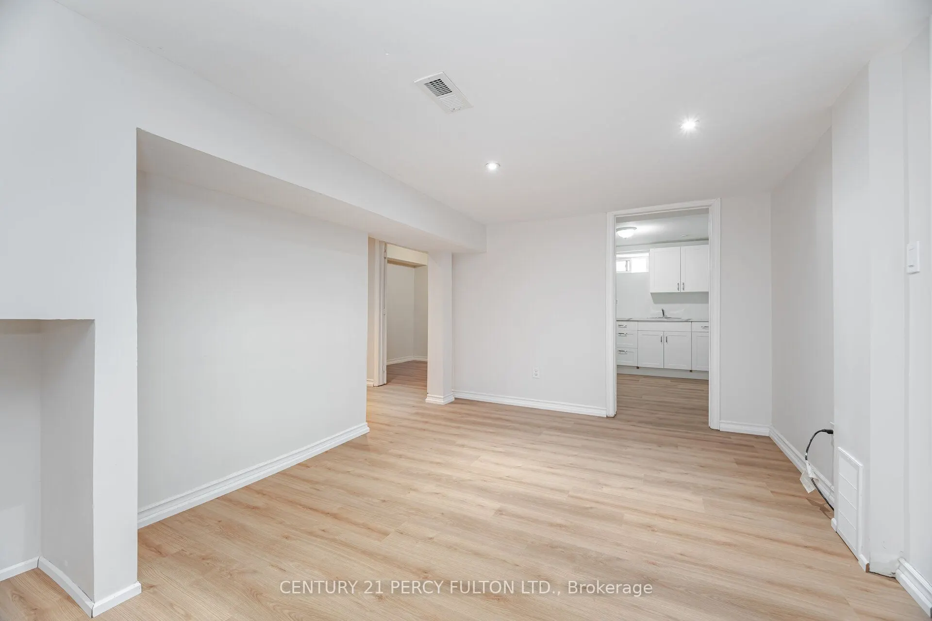 4 Radford Drive