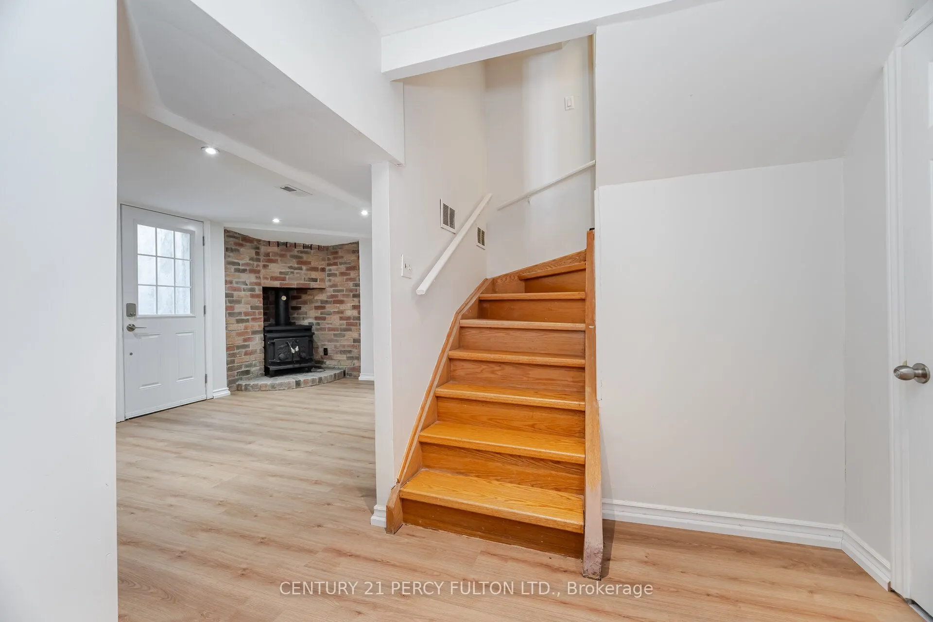 4 Radford Drive