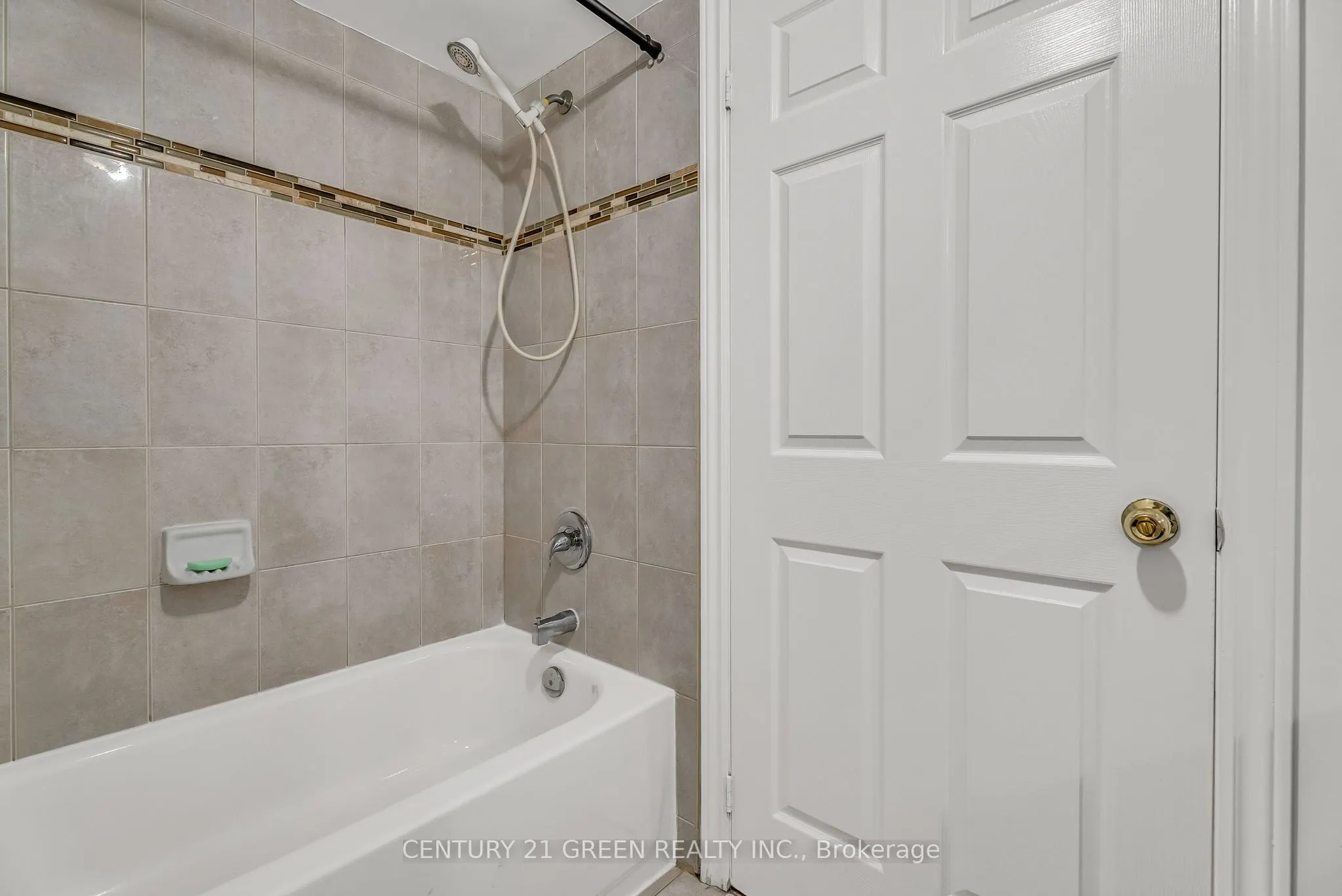 1775 MARKHAM Road, #108