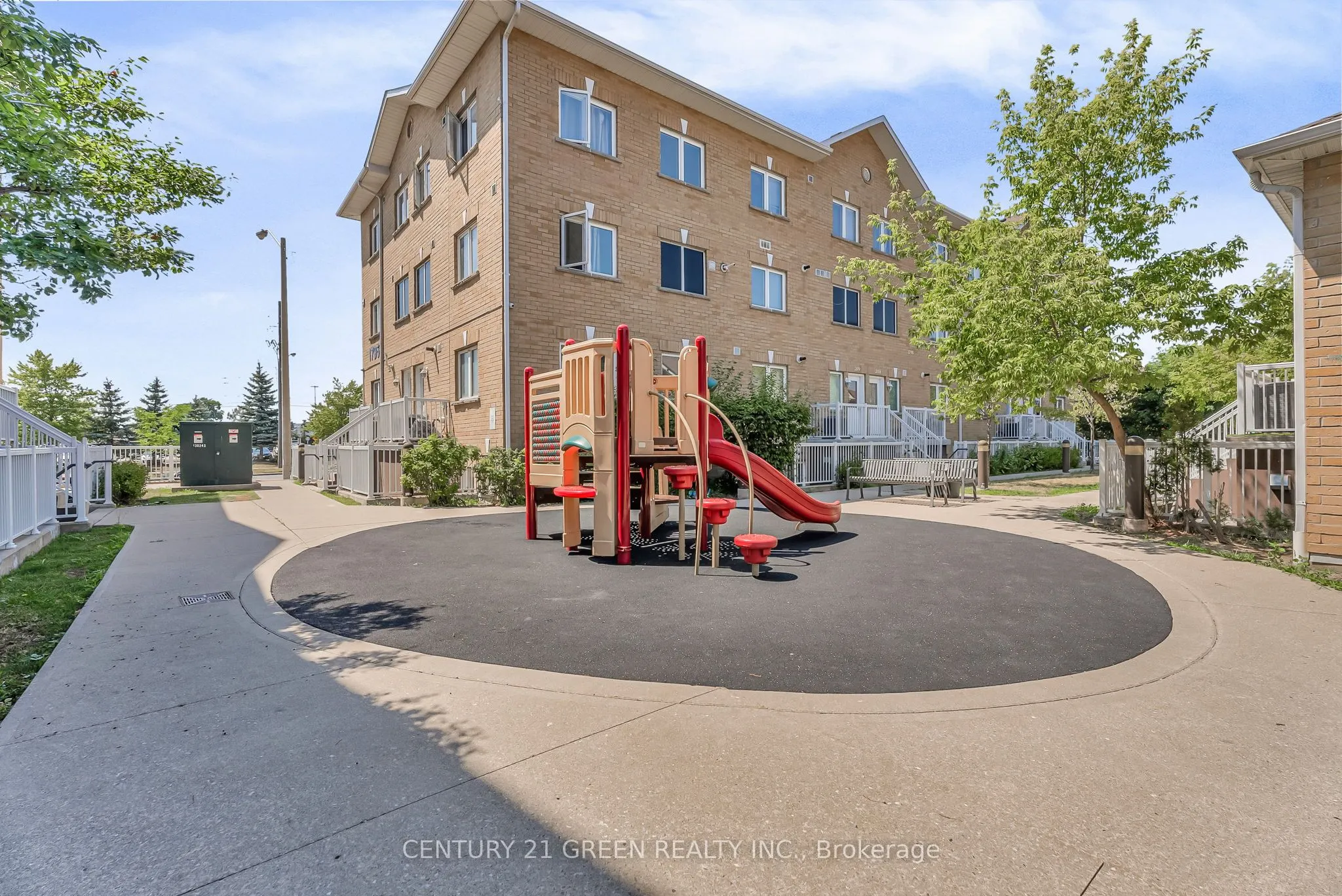 1775 MARKHAM Road, #108