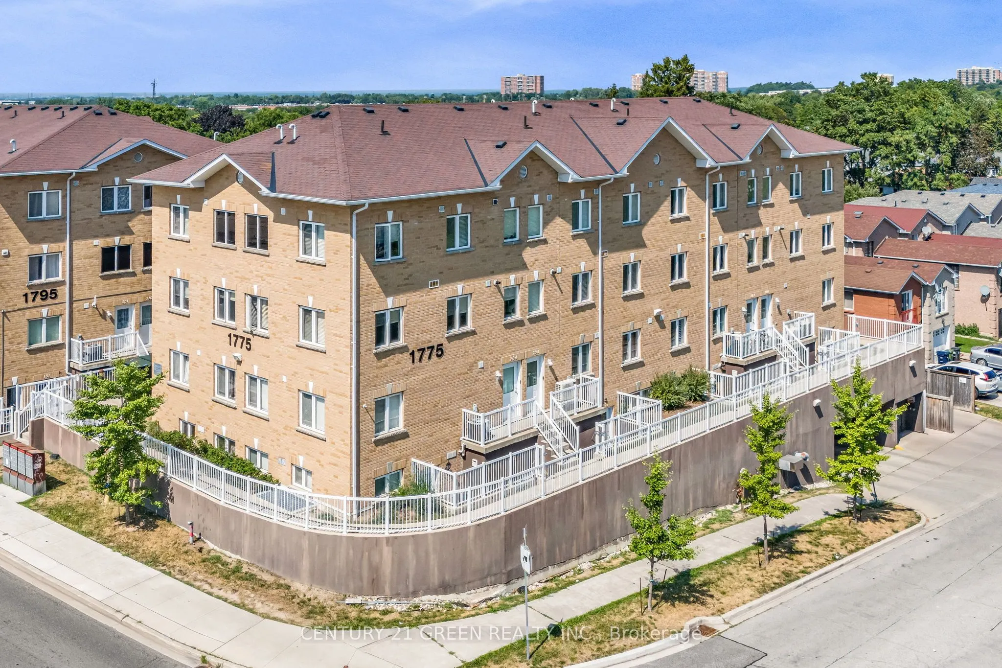 1775 MARKHAM Road, #108