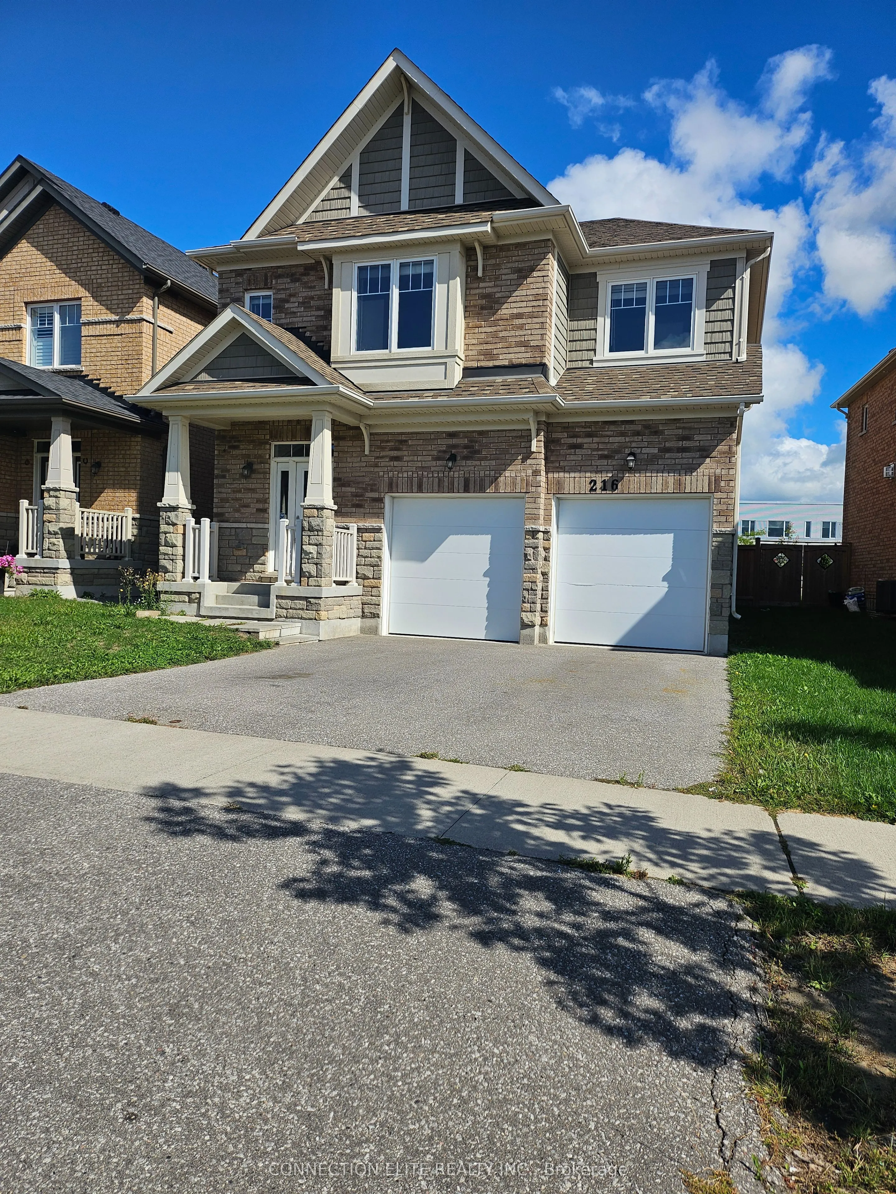216 Pimlico Drive E