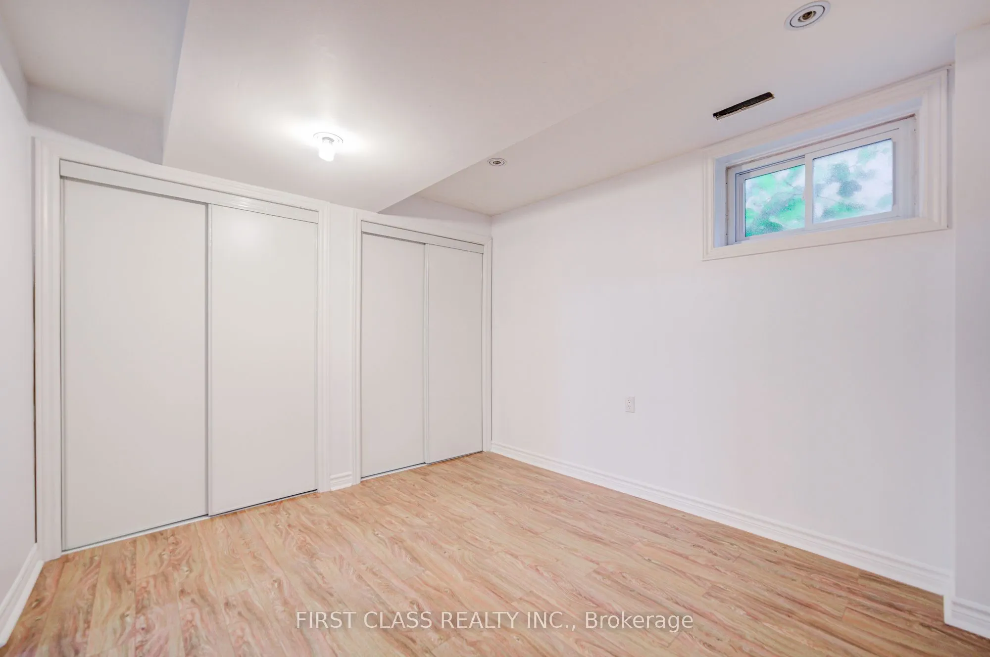 53 Treetops Court