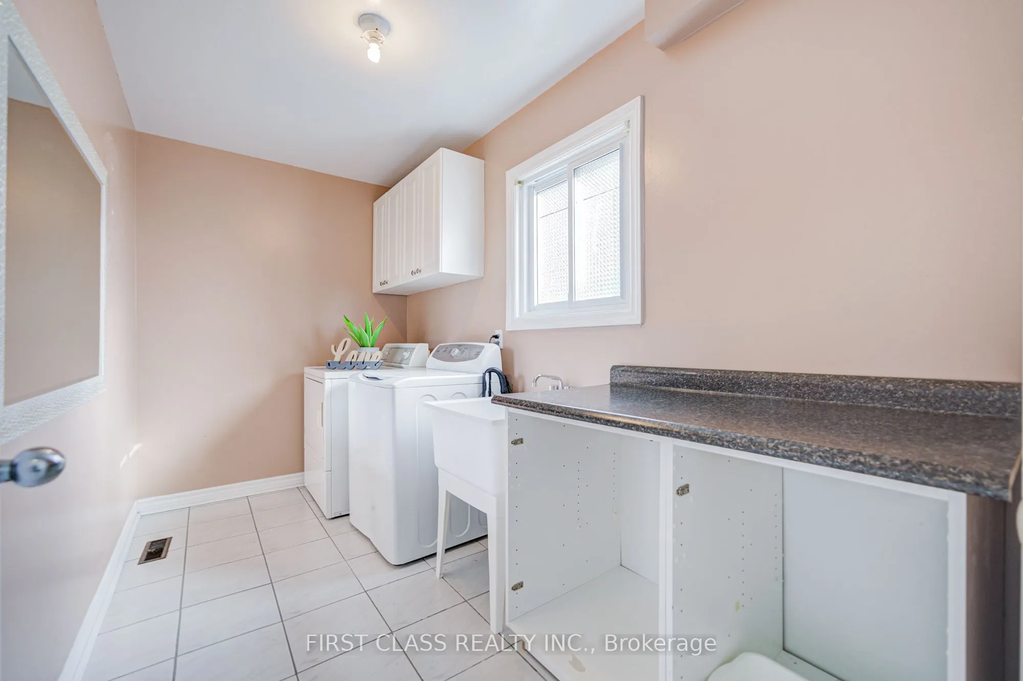 53 Treetops Court