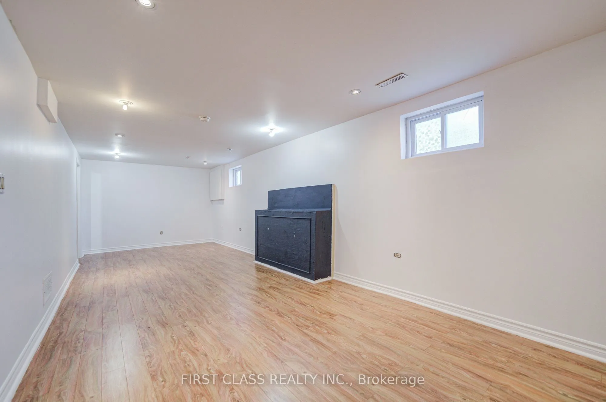 53 Treetops Court