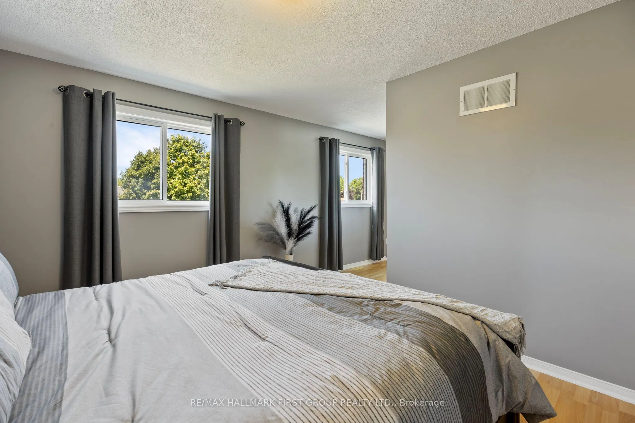 111 Clayton Crescent
