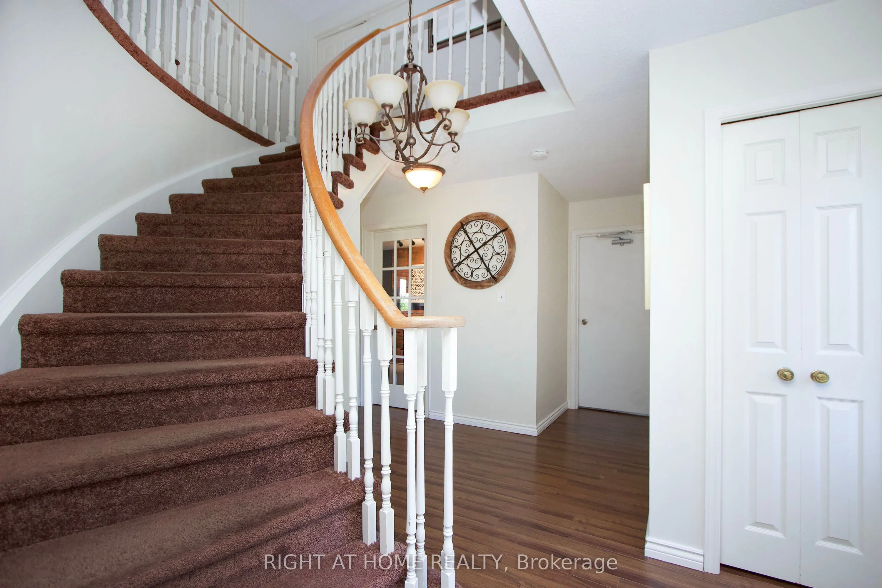 102 Hialeah Crescent