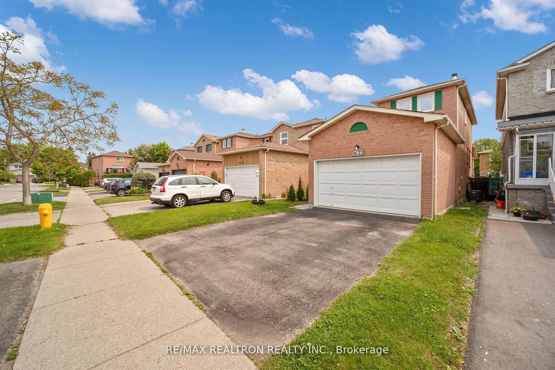 1632 Fairfield Crescent