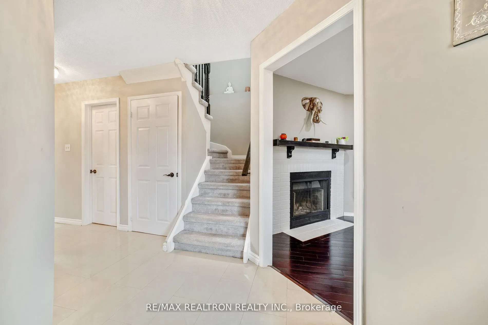1632 Fairfield Crescent