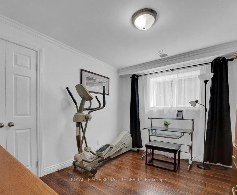 717 Keates Avenue, #Lower