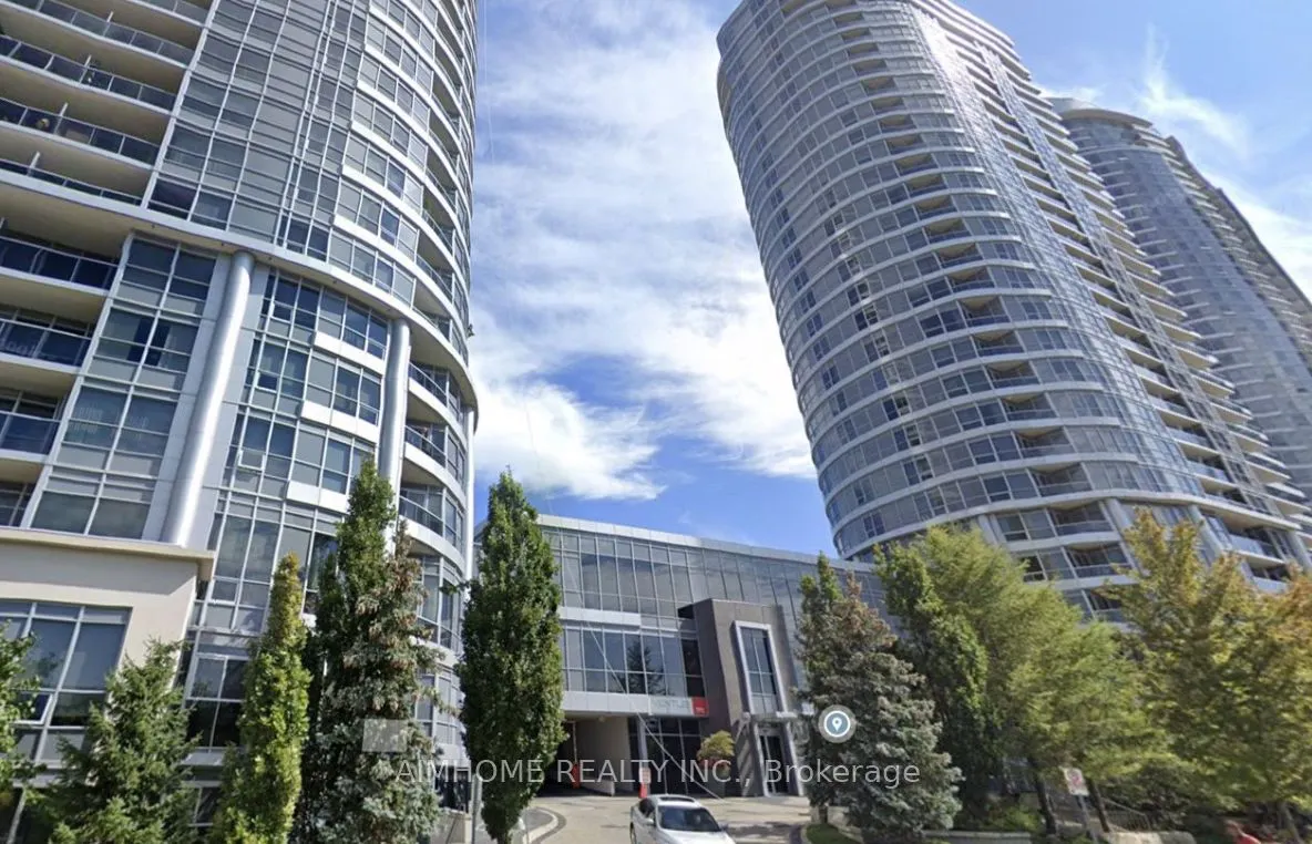 181 Village Green Square, #1512