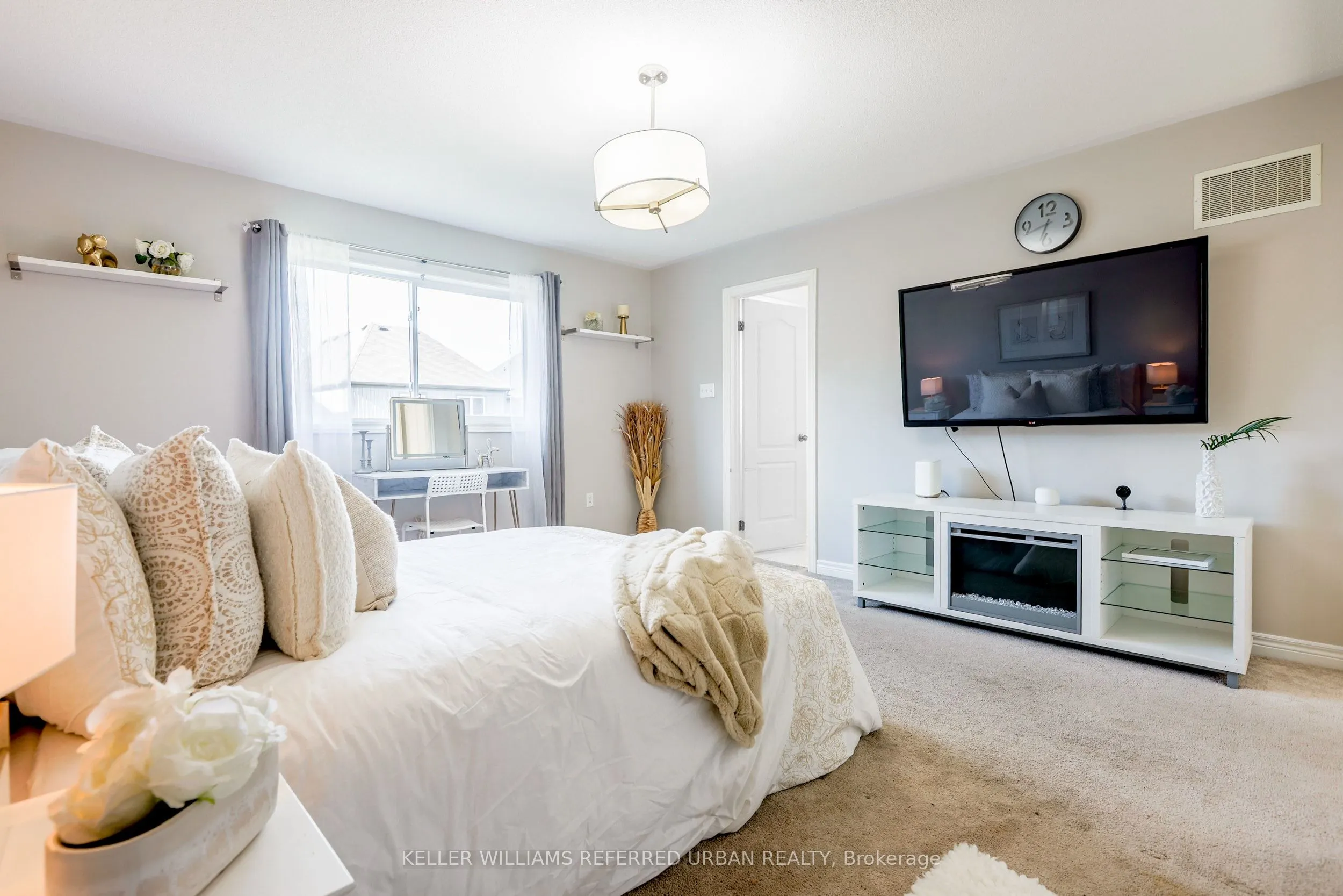 30 Henry Smith Avenue