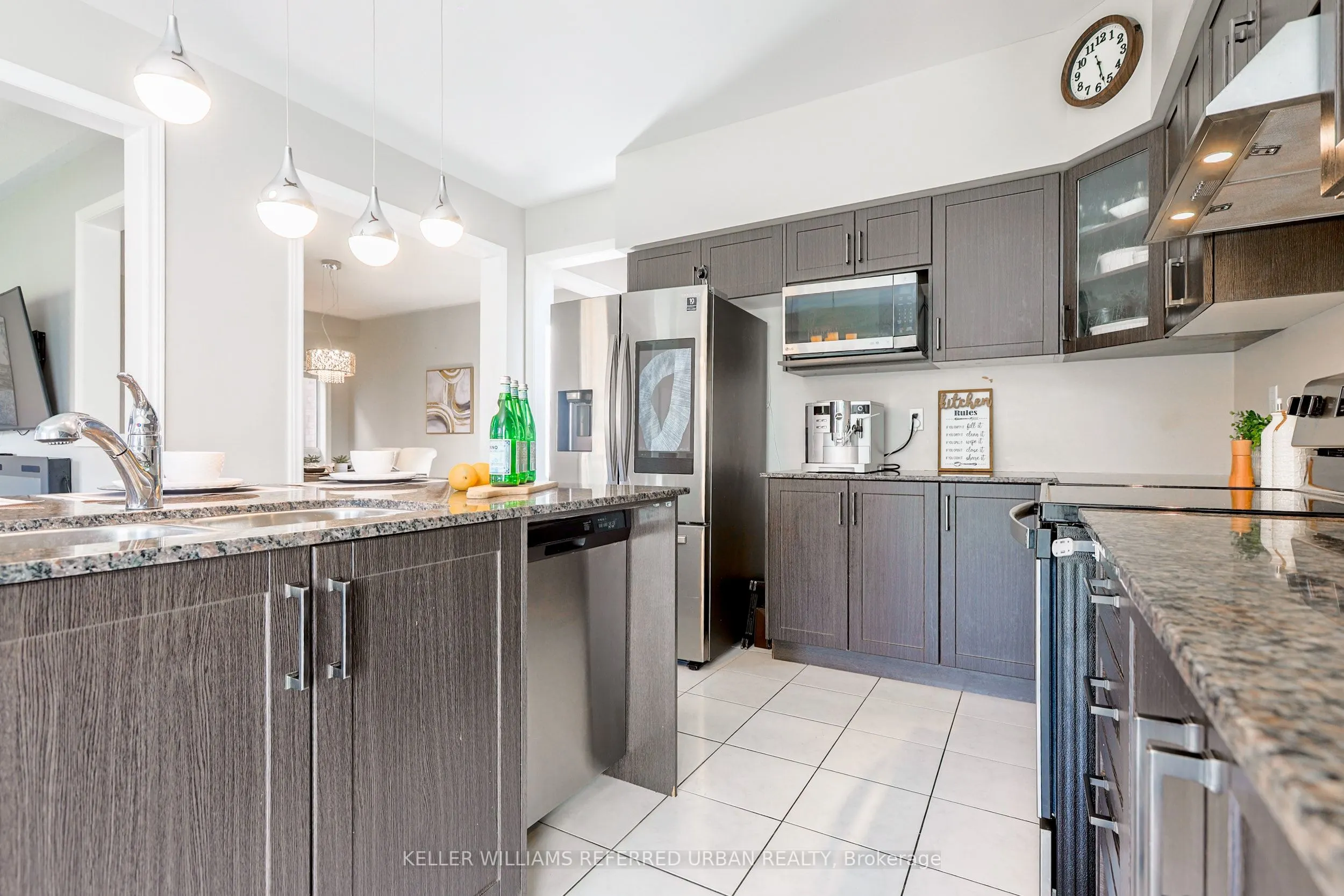 30 Henry Smith Avenue