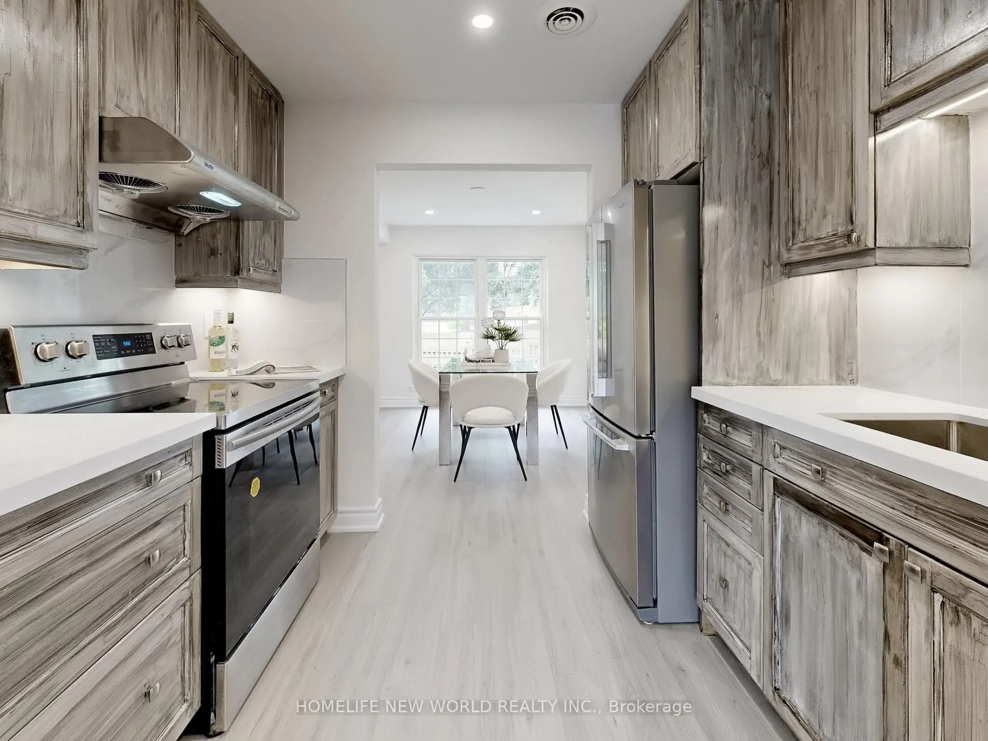 71 Cass Avenue, #54