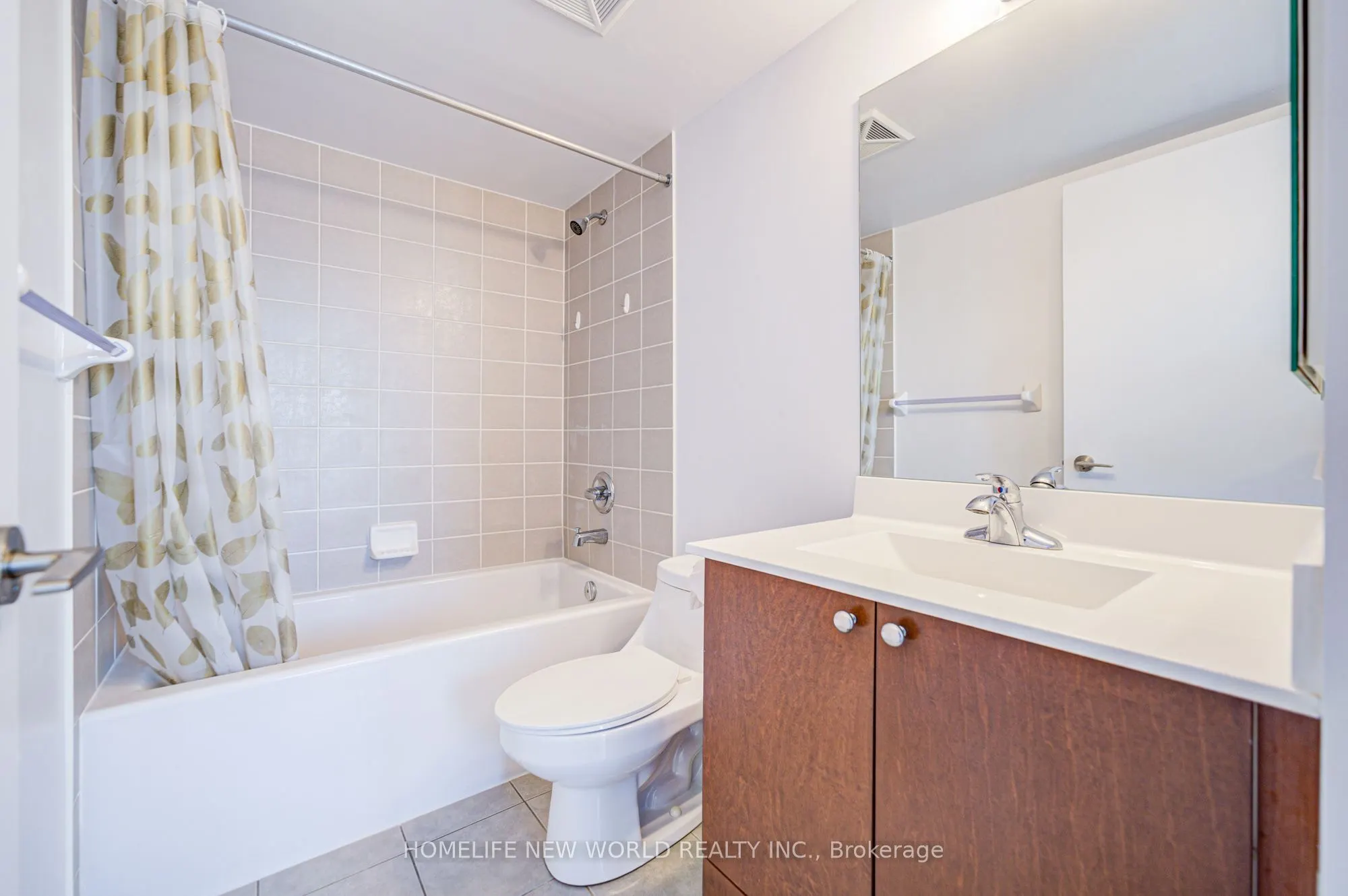 181 Village Green Square E, #1815