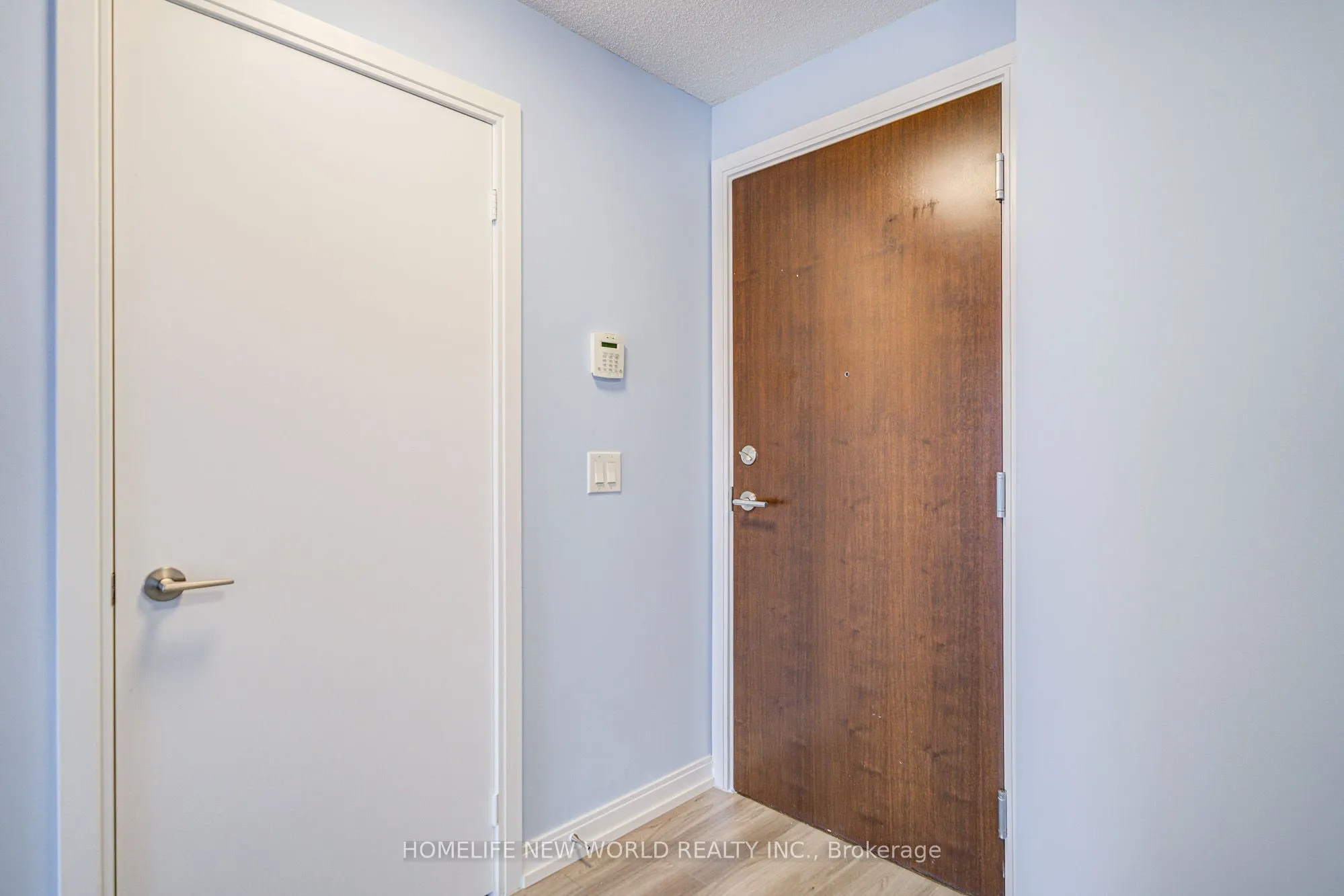 181 Village Green Square E, #1815