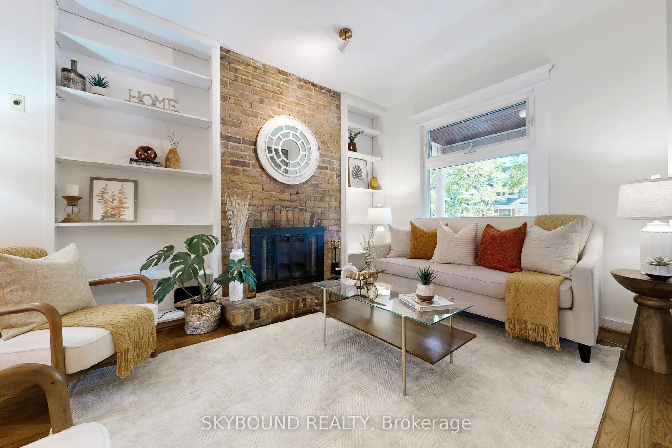 50 Dearbourne Avenue