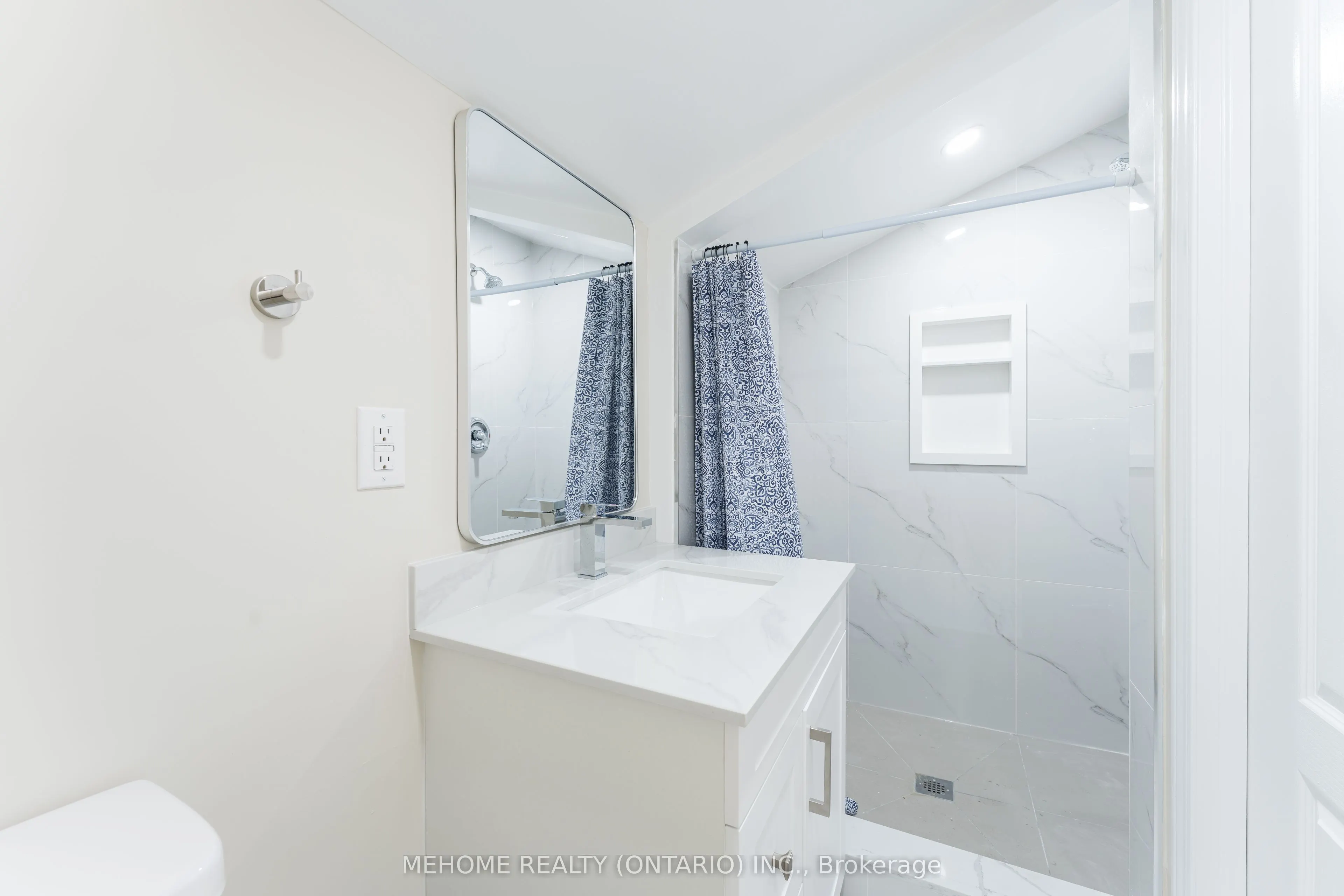 16 Abbottswood Road