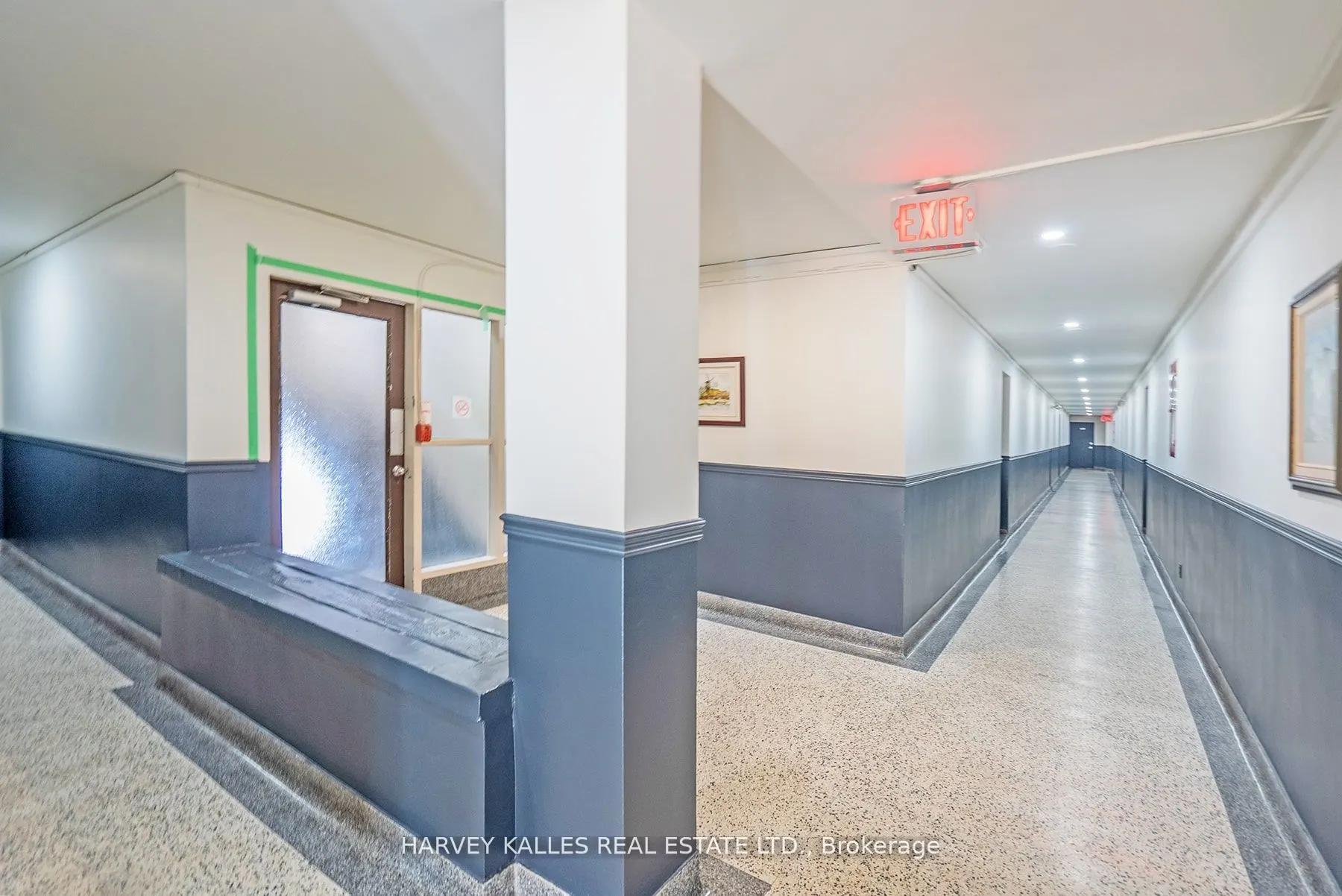 1751 Victoria Park Avenue, #405