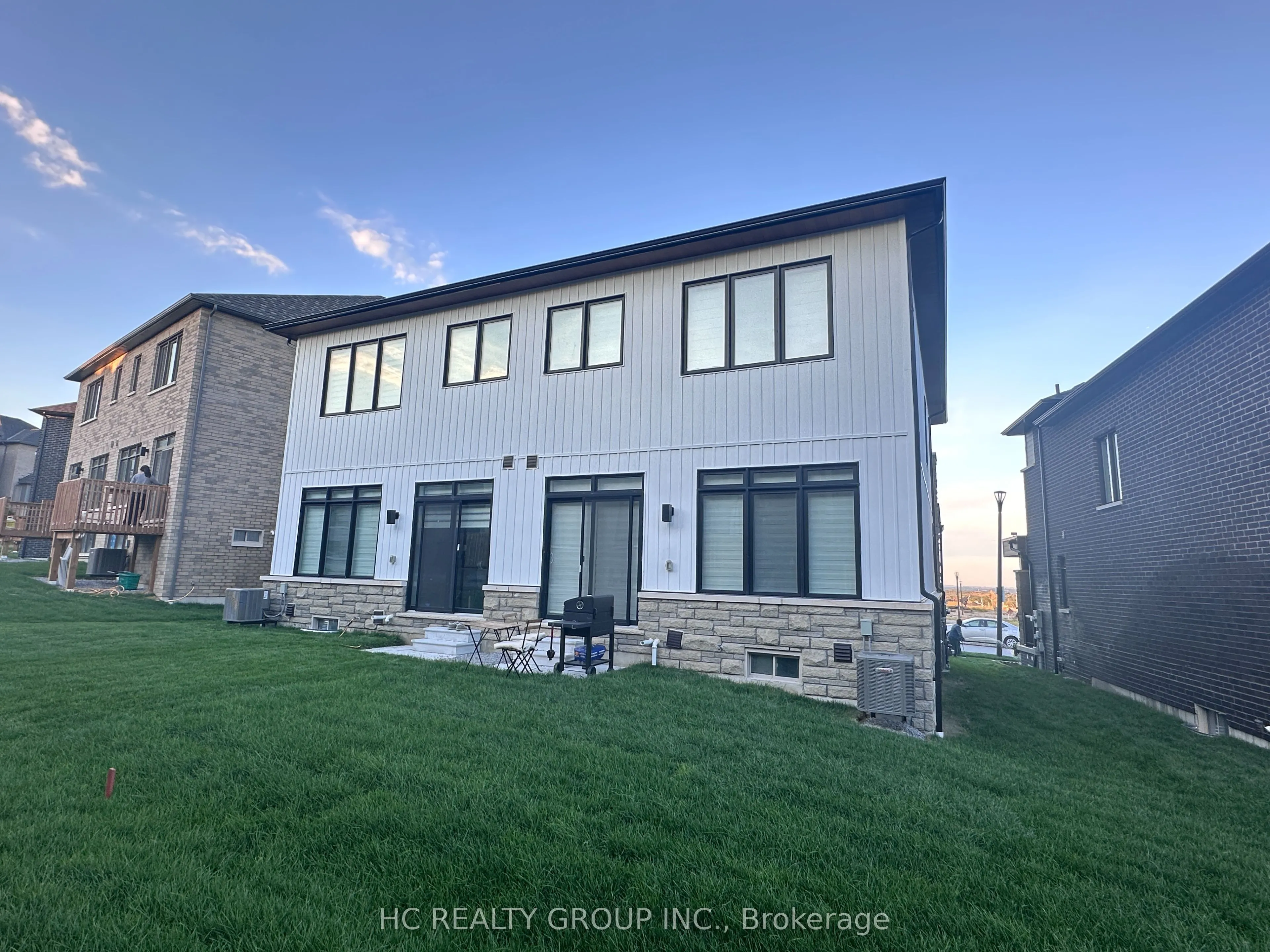 1018 Valhalla Terrace