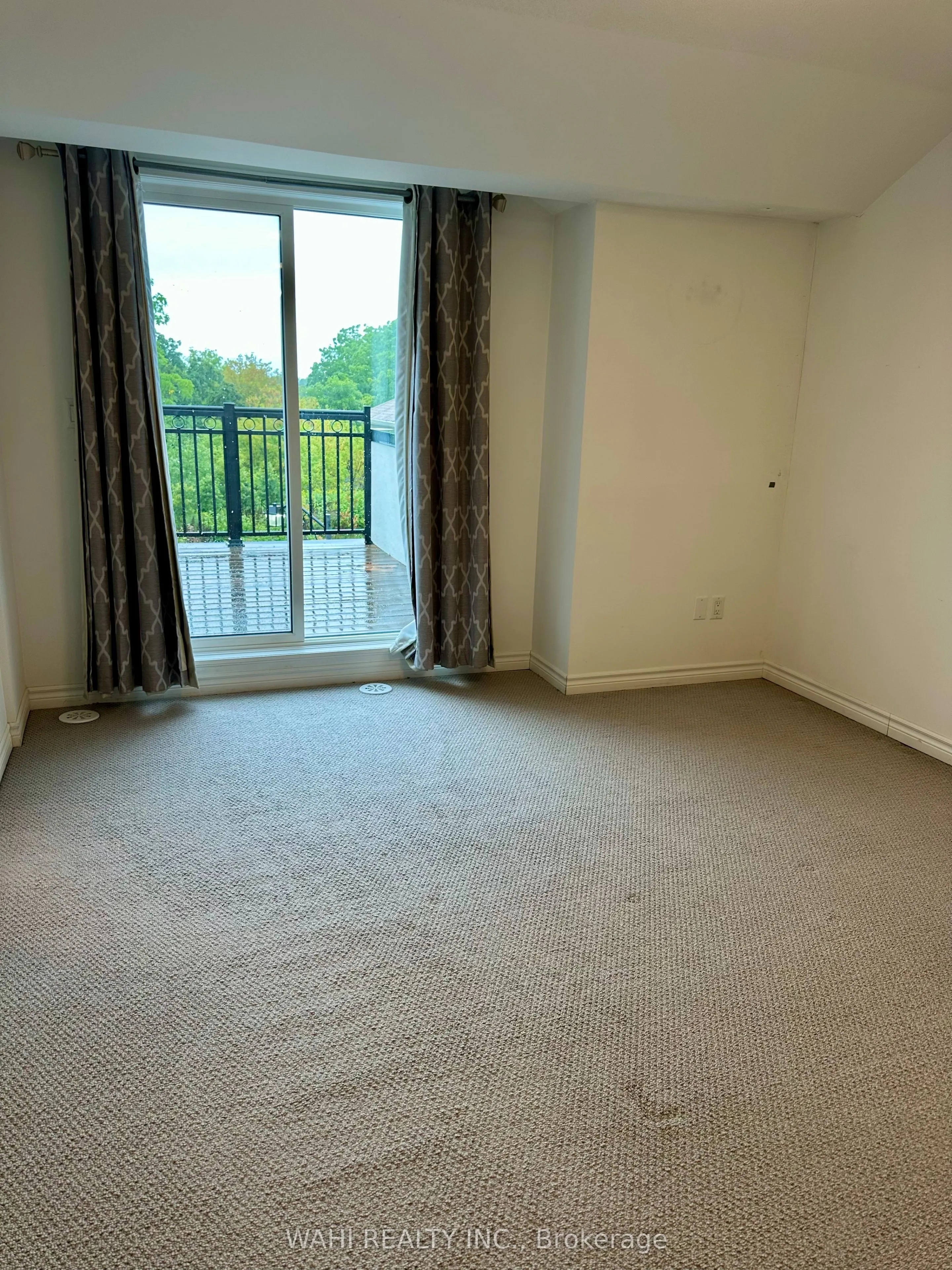 1040 Elton Way, #12