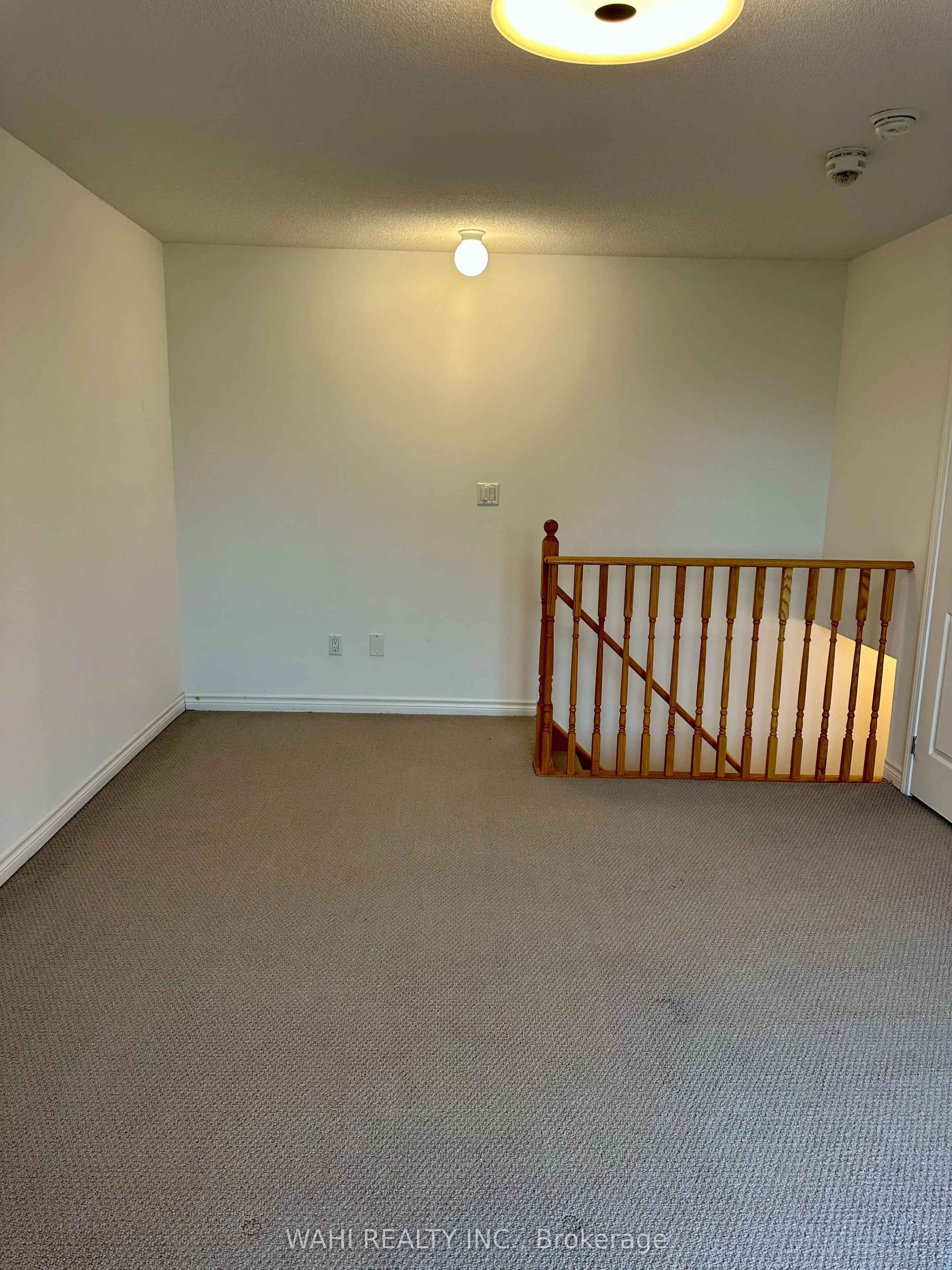 1040 Elton Way, #12